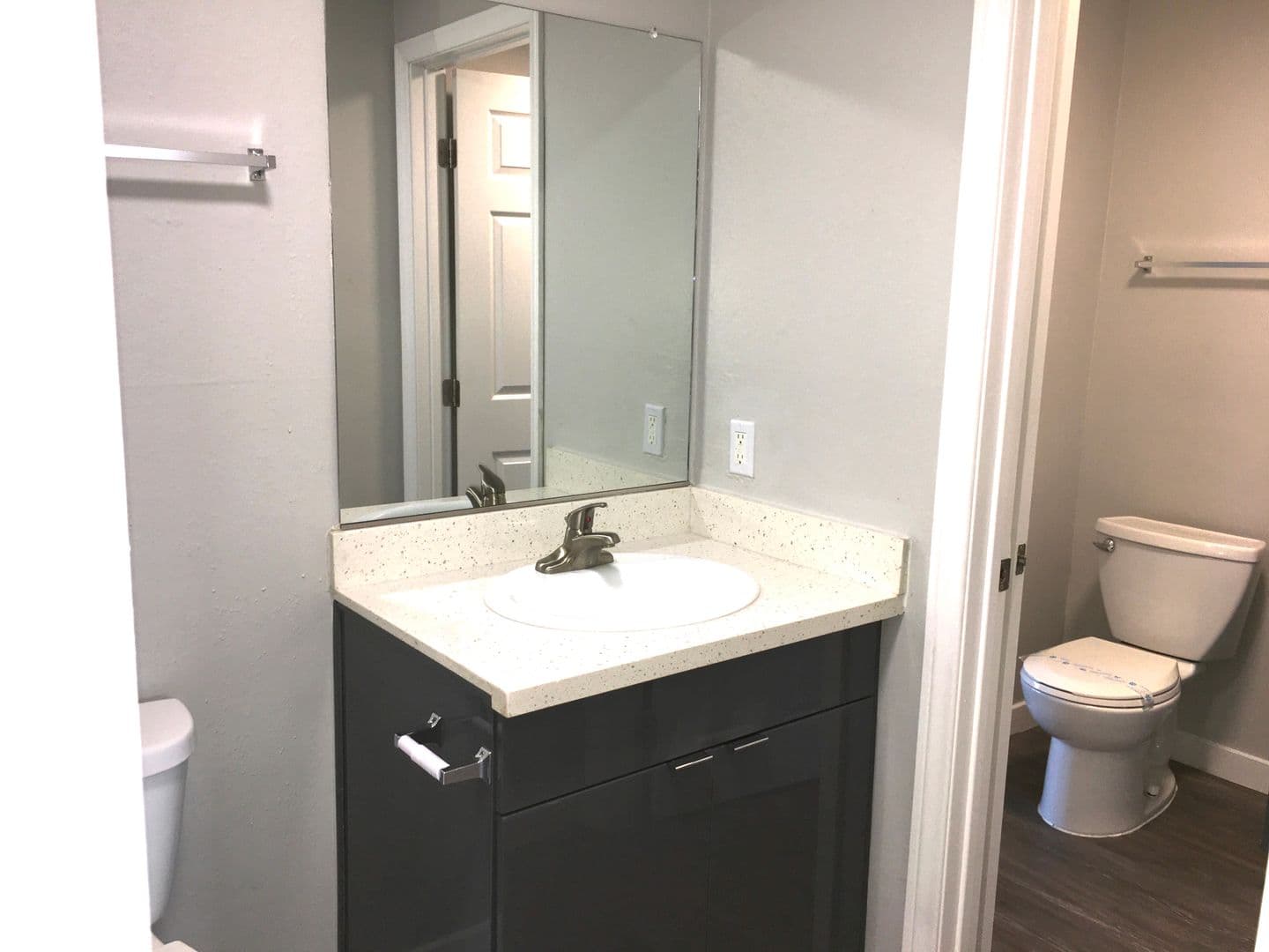 Santa Ana Apartment: 811 S. Fairview