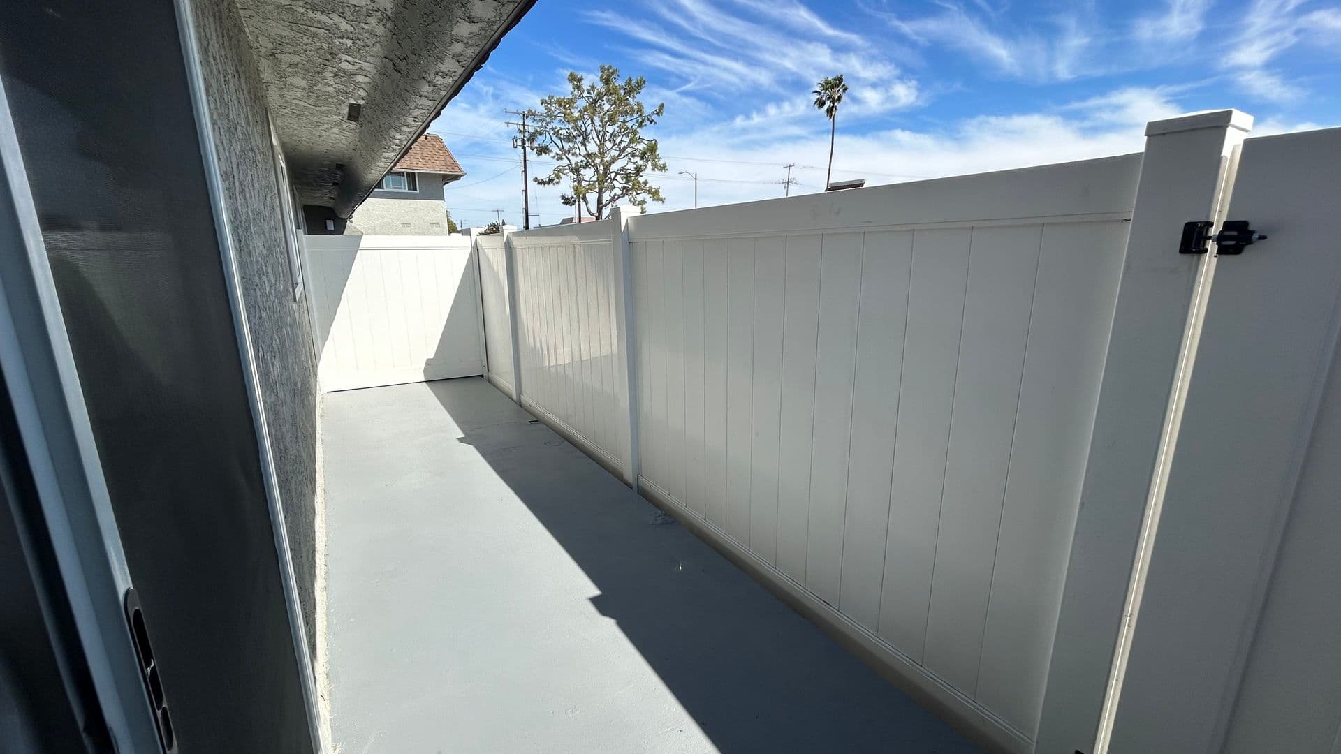 Anaheim Apartment: 2828 W. Ball Road