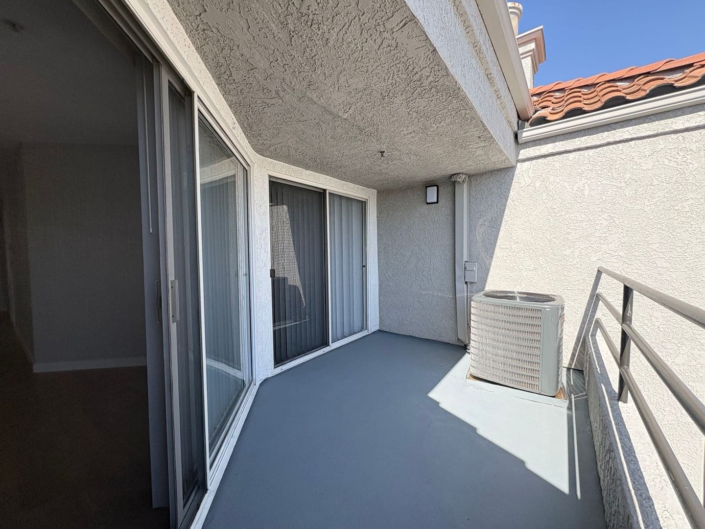 Costa Mesa Apartment: 2855 Pinecreek Drive