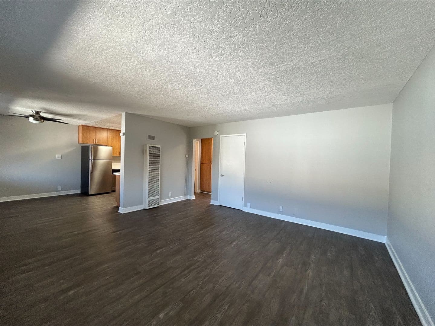 Long Beach Apartment: 1718 Ximeno Avenue