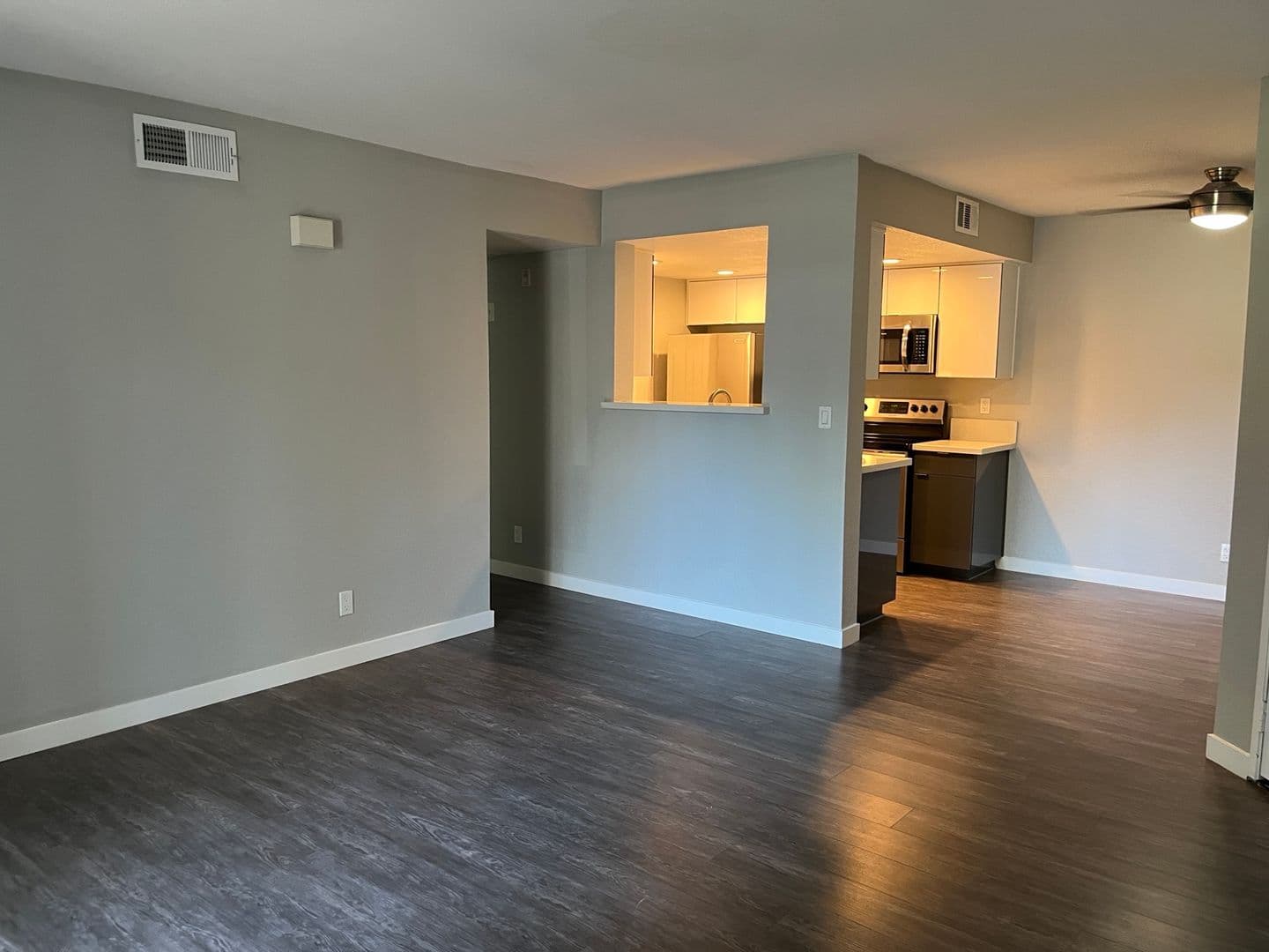 Riverside Apartment: 3957 Pierce Street