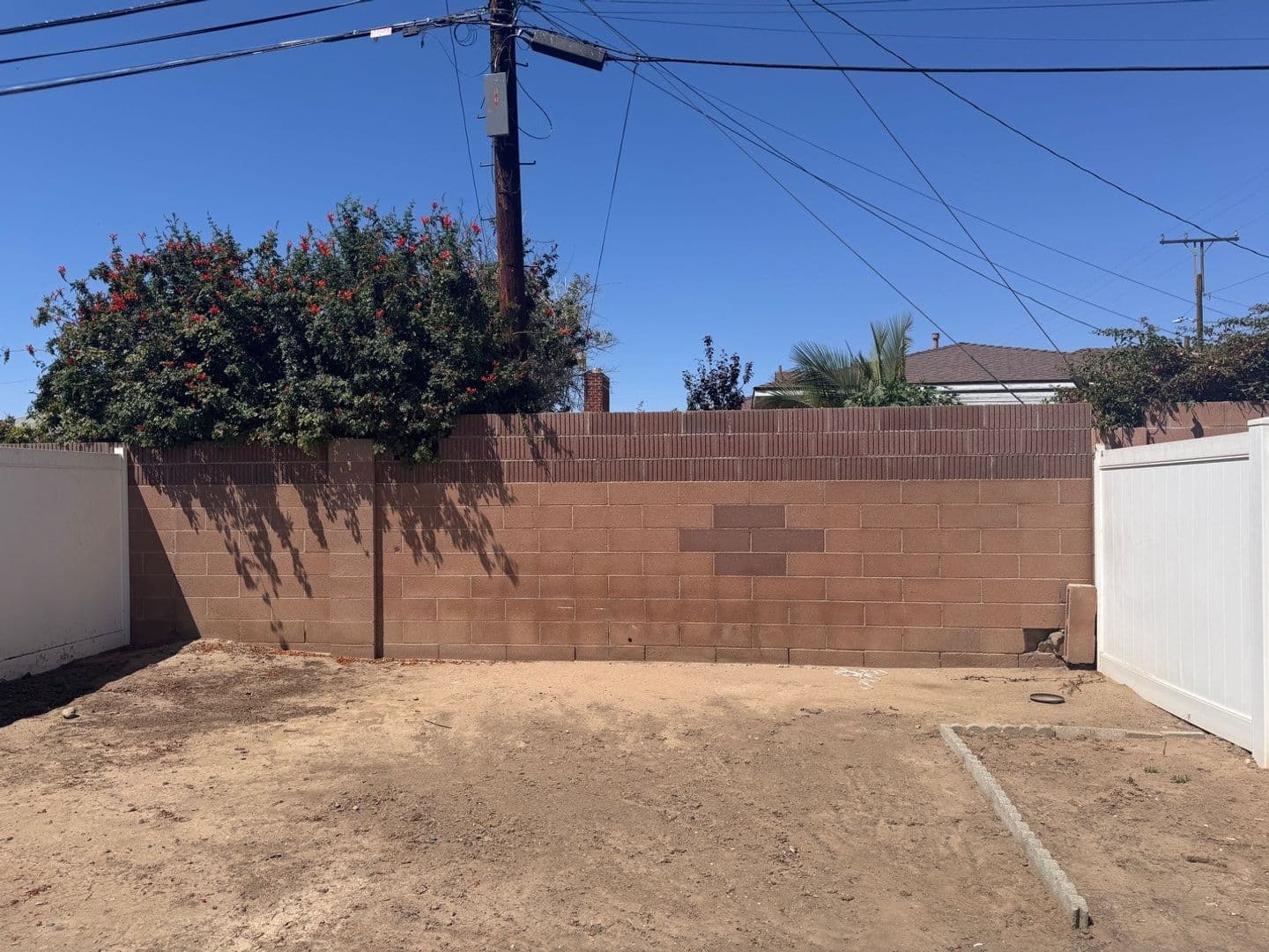 Santa Ana Apartment: 1311 E. Washington Place