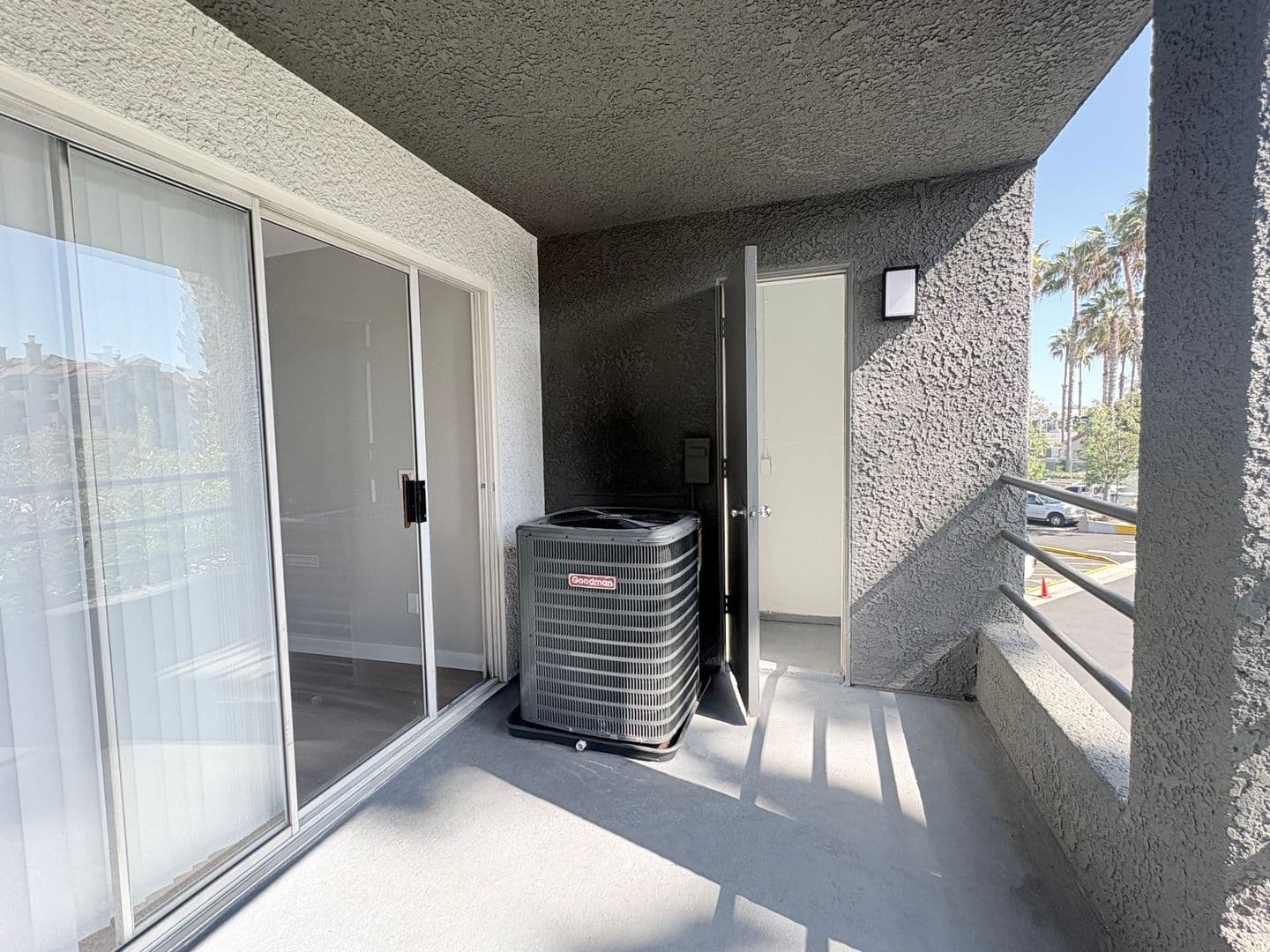 Costa Mesa Apartment: 2855 Pinecreek Drive