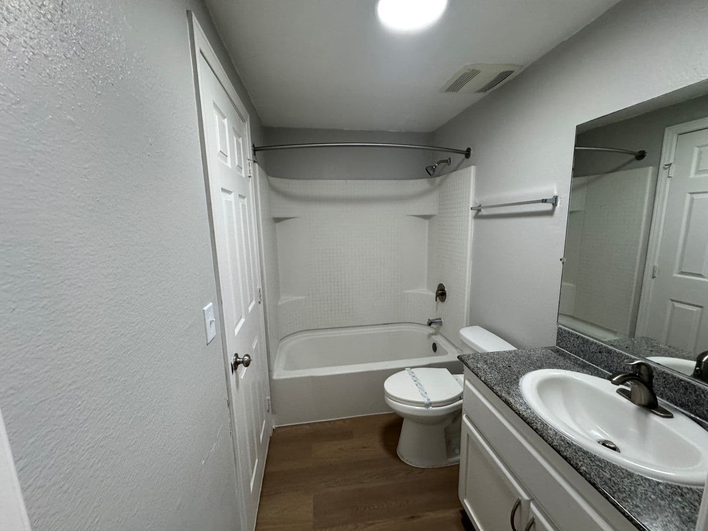Santa Ana Apartment: 811 S. Fairview
