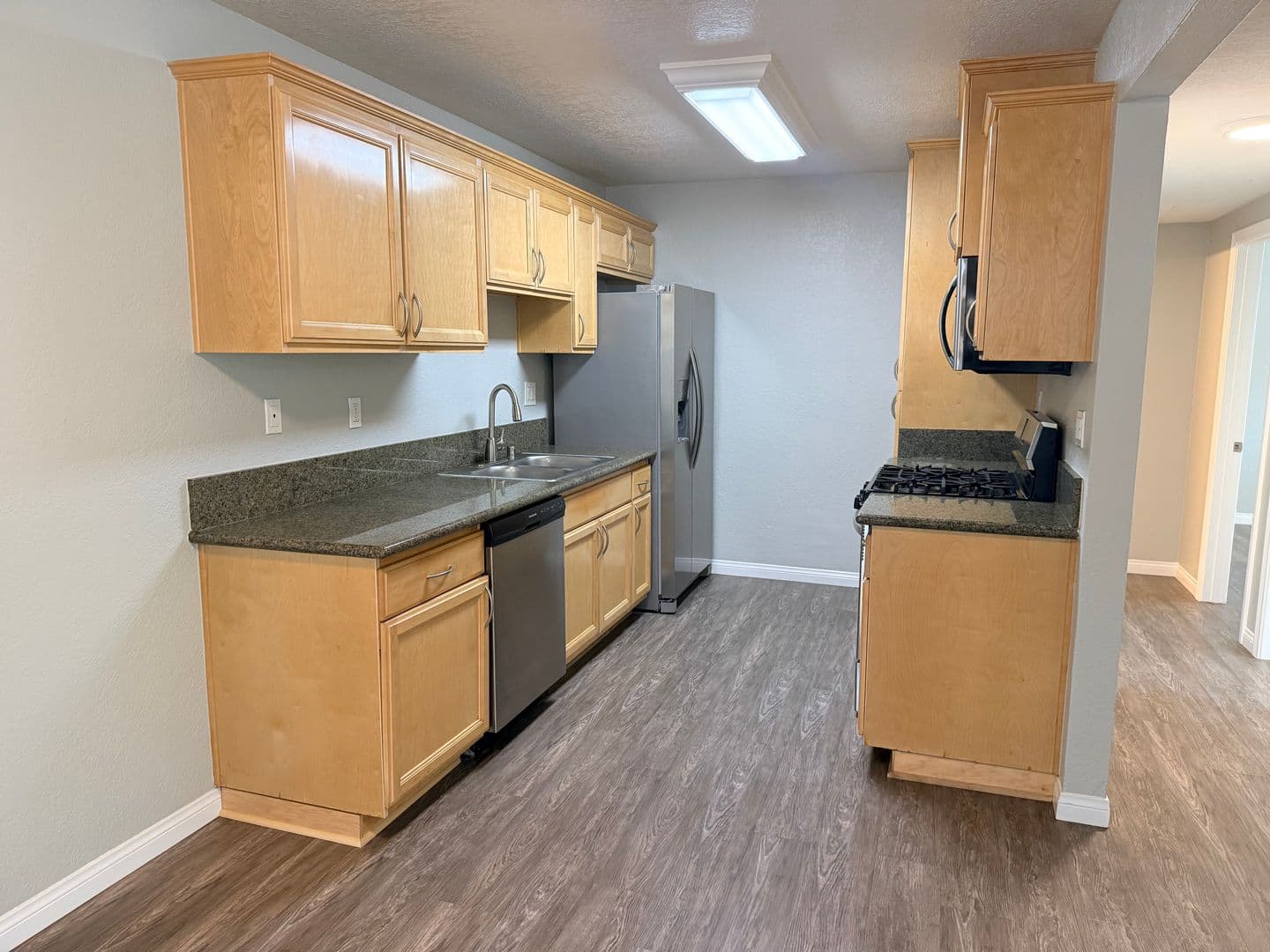 Anaheim Apartment: 2045 S. Haster Street