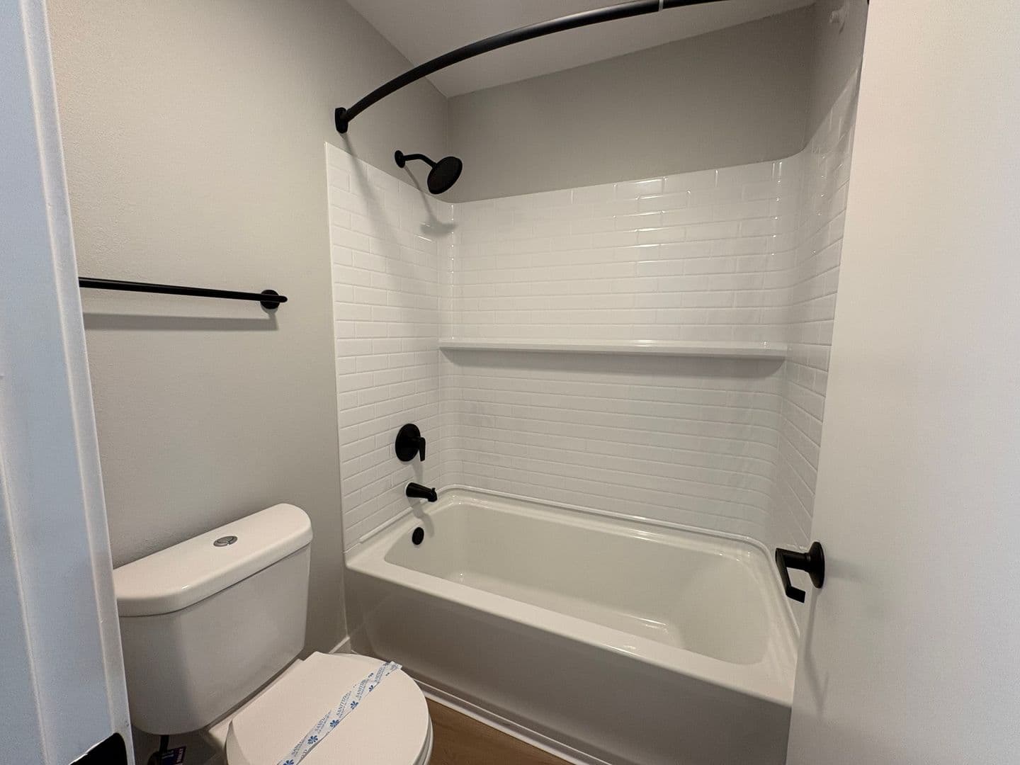 Costa Mesa Apartment: 2855 Pinecreek Drive