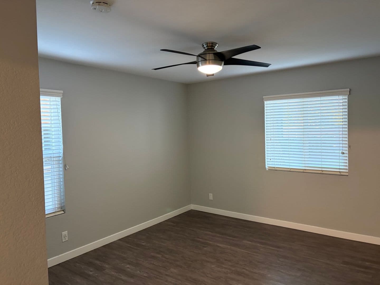 Riverside Apartment: 3957 Pierce Street