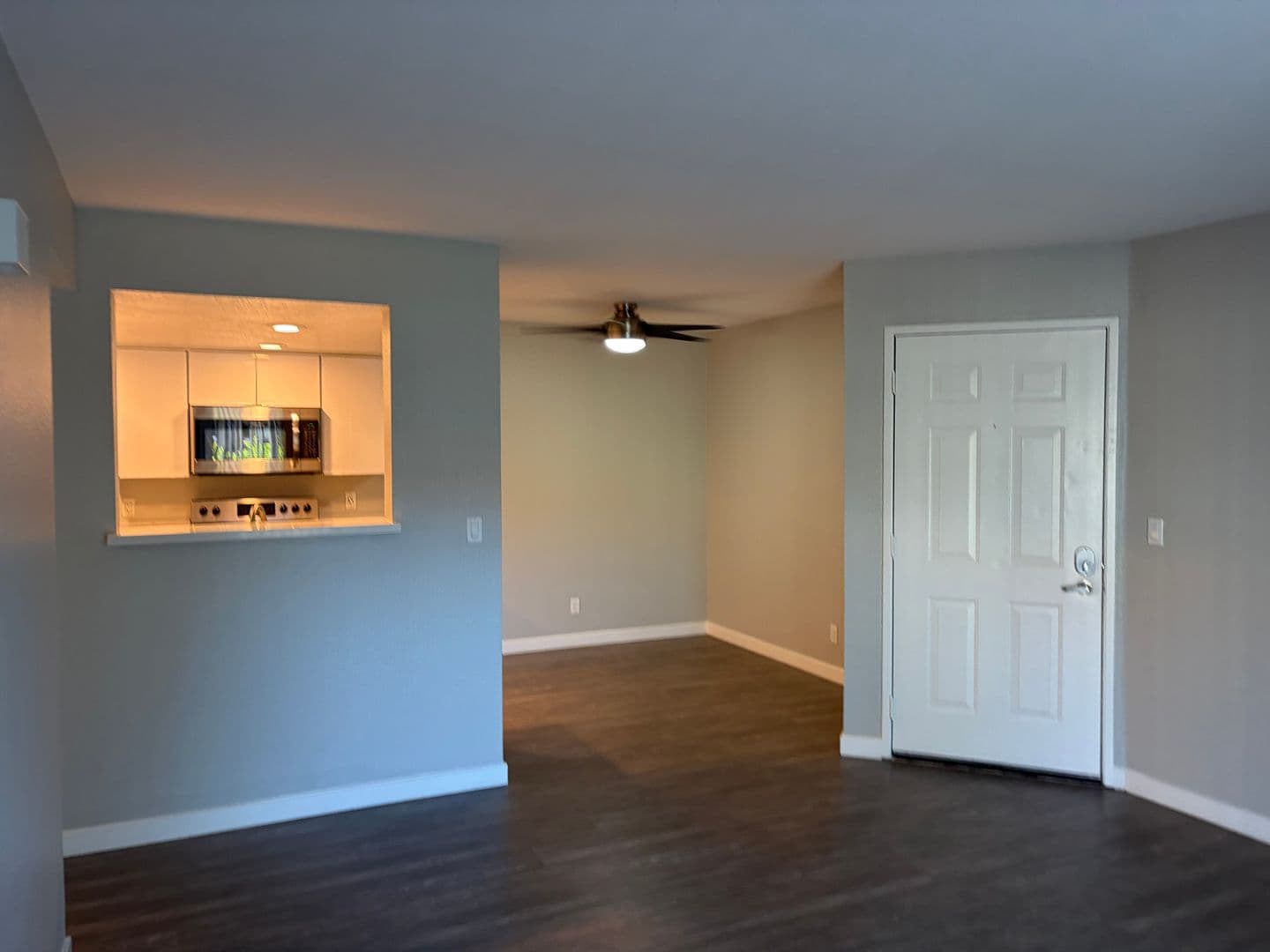 Riverside Apartment: 3957 Pierce Street