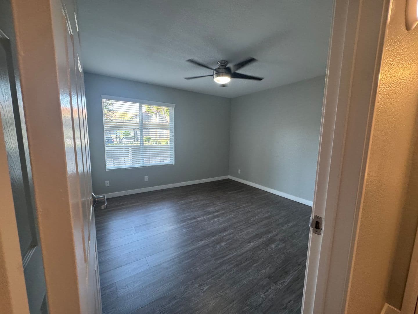 Riverside Apartment: 3957 Pierce Street