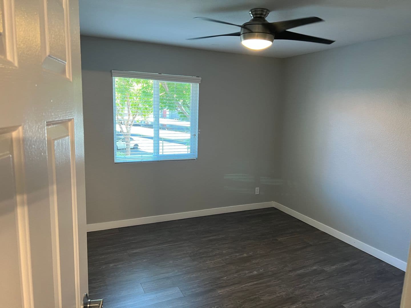 Riverside Apartment: 3957 Pierce Street