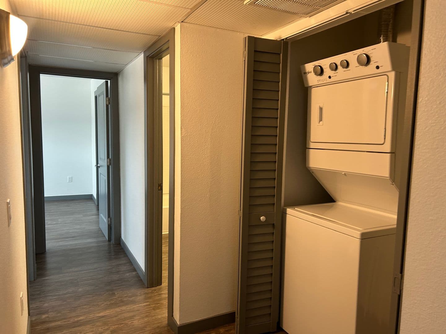 Fullerton Apartment: 2656 Associated Road