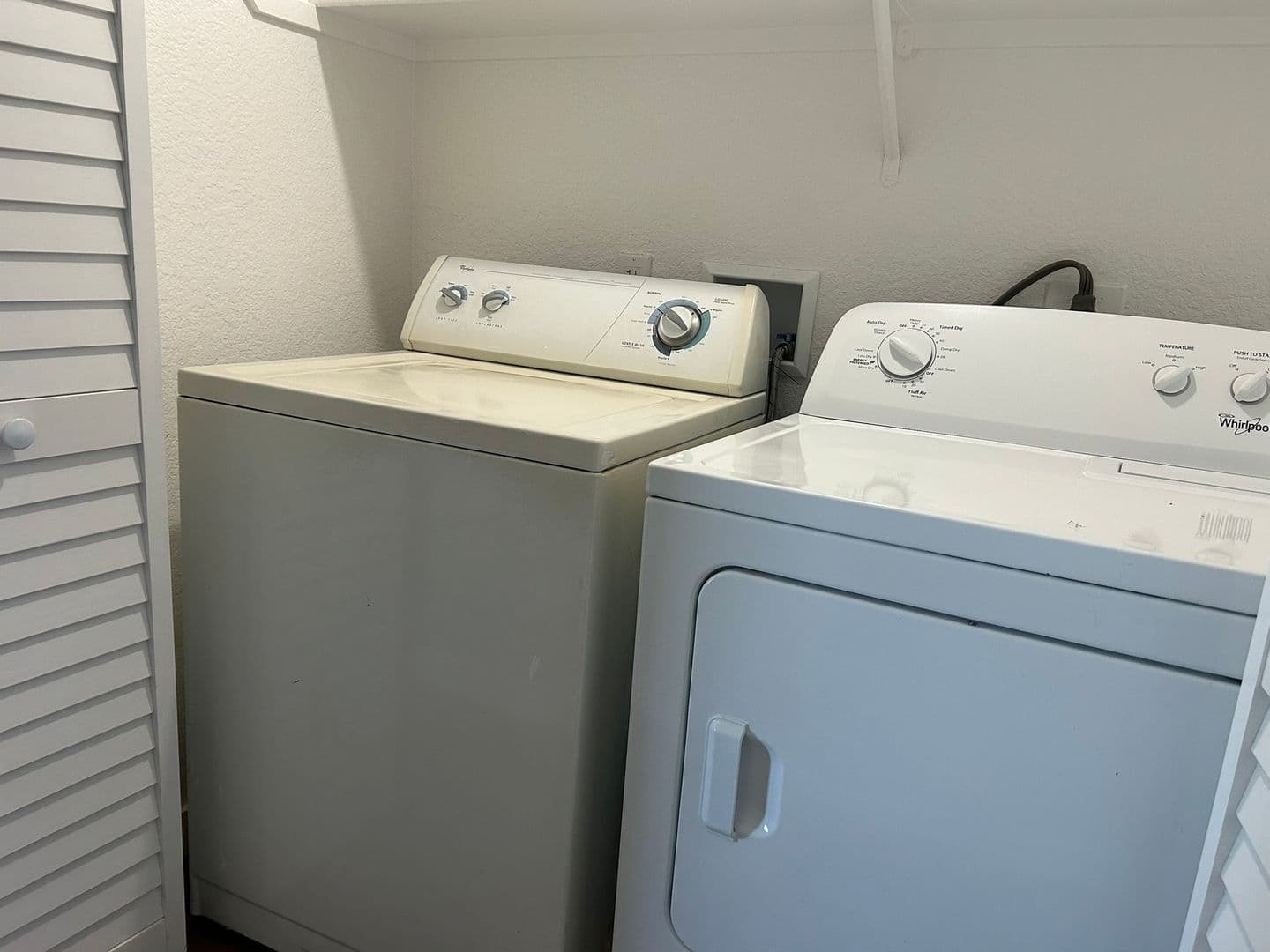 Riverside Apartment: 3957 Pierce Street