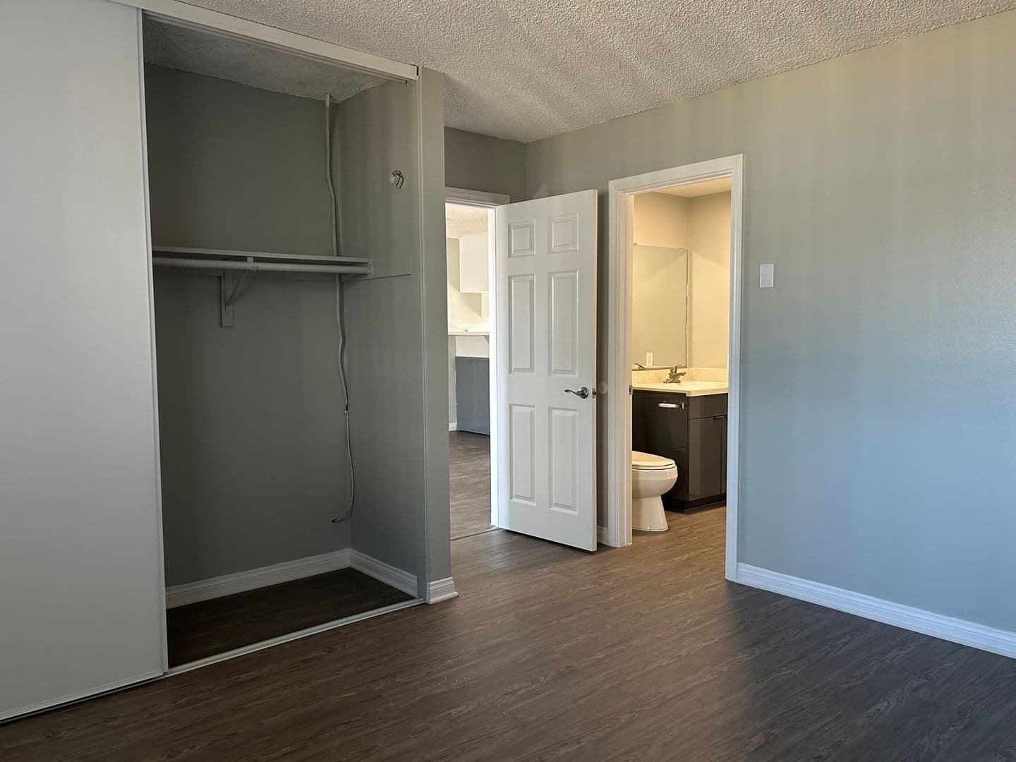 Santa Ana Apartment: 811 S. Fairview