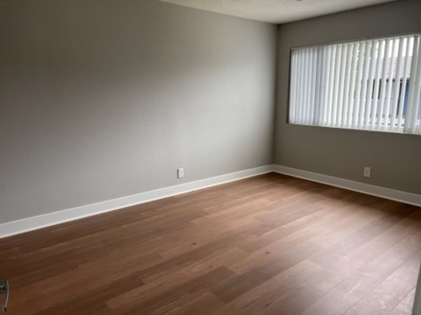 Long Beach Apartment: 1718 Ximeno Avenue
