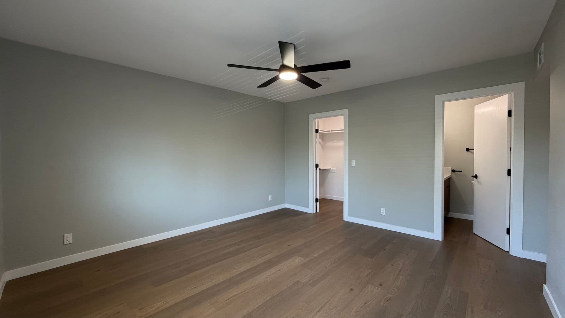Santa Ana Apartment: 805 W. Stevens Avenue