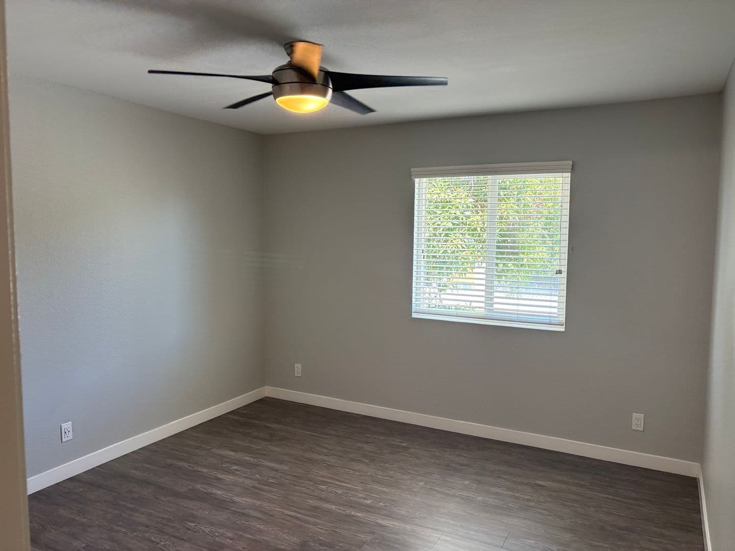 Riverside Apartment: 3957 Pierce Street