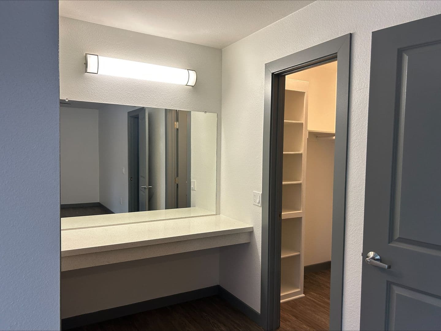 Fullerton Apartment: 2656 Associated Road