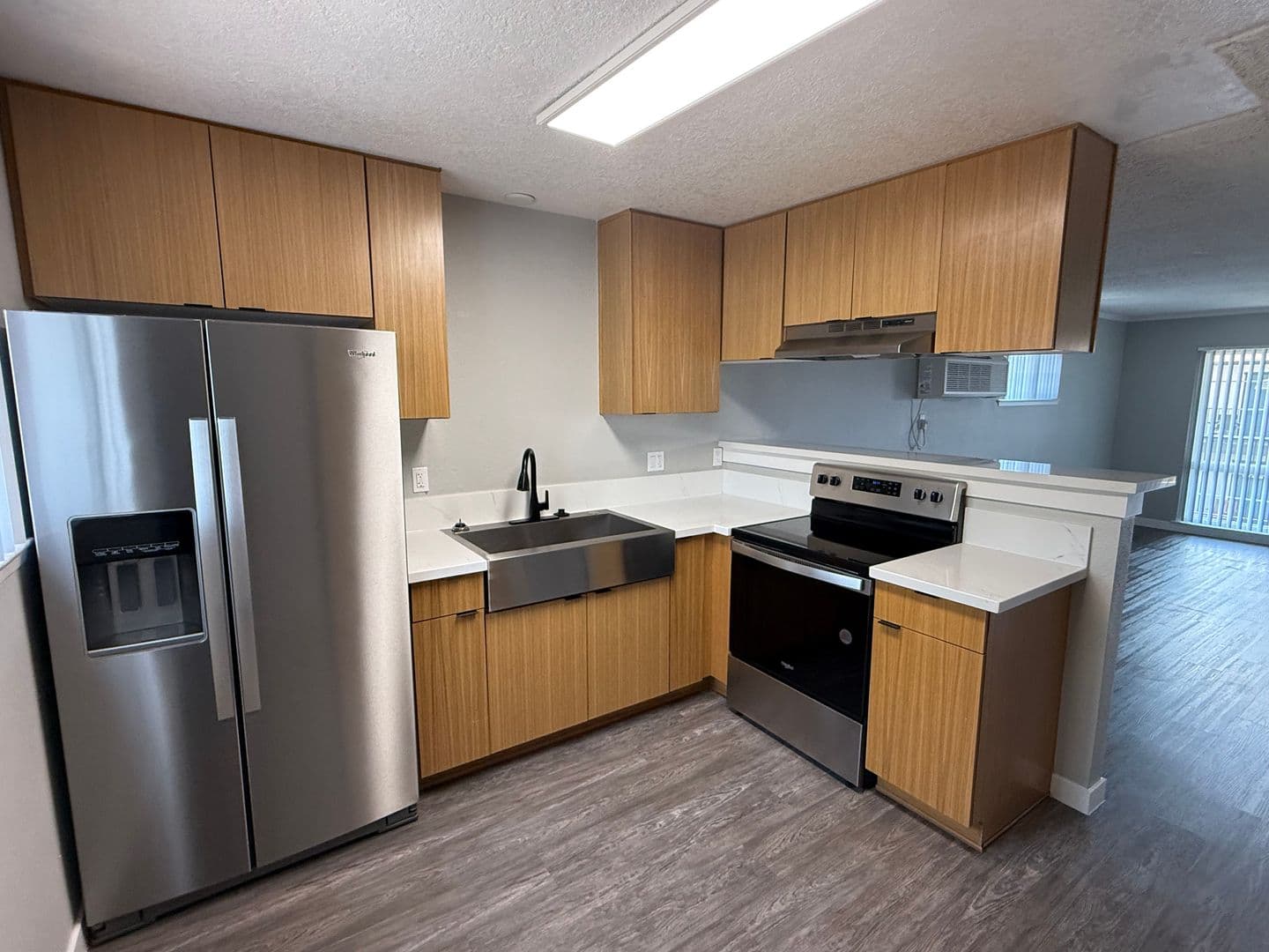 Santa Ana Apartment: 811 S. Fairview