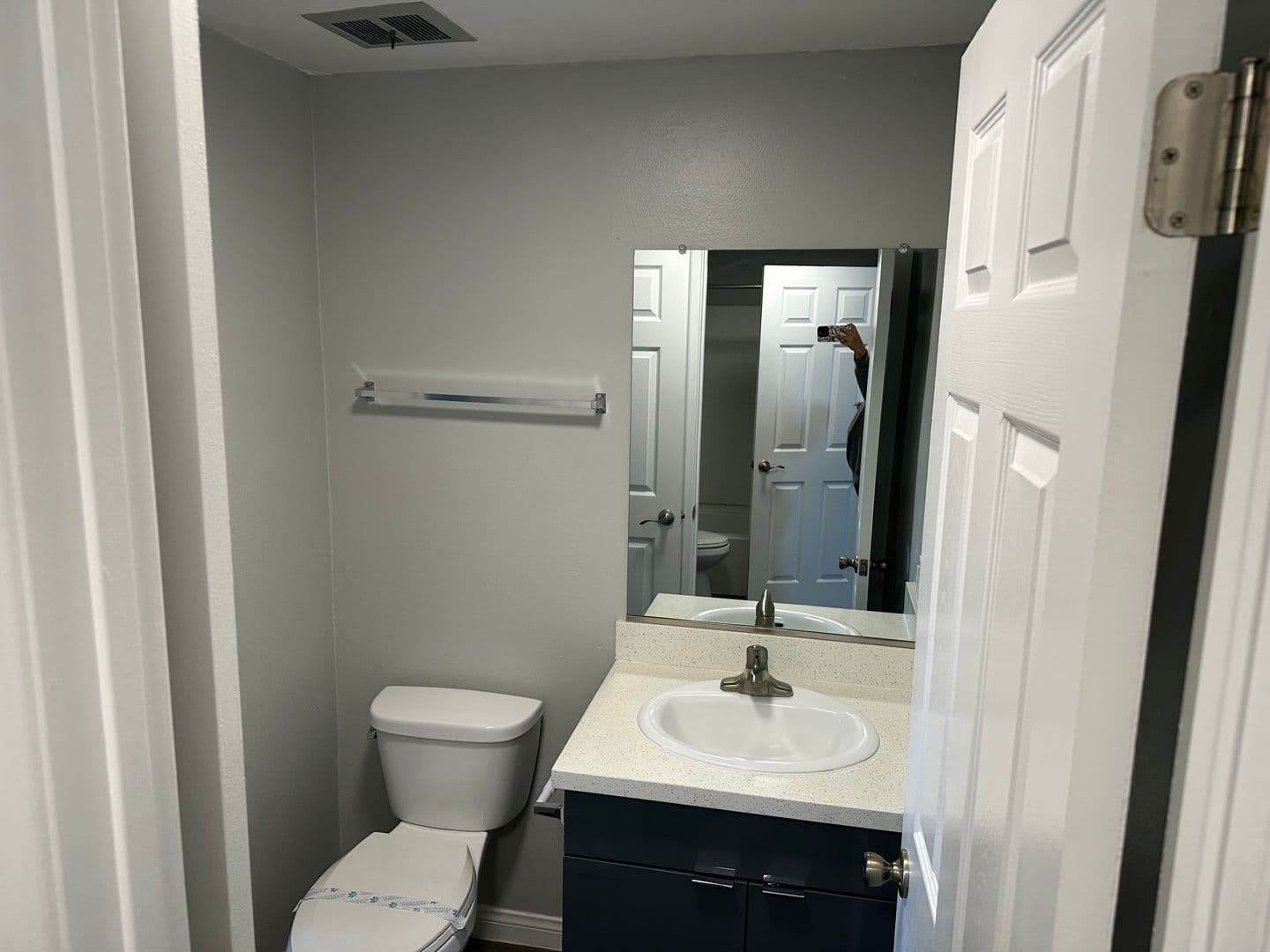 Santa Ana Apartment: 811 S. Fairview