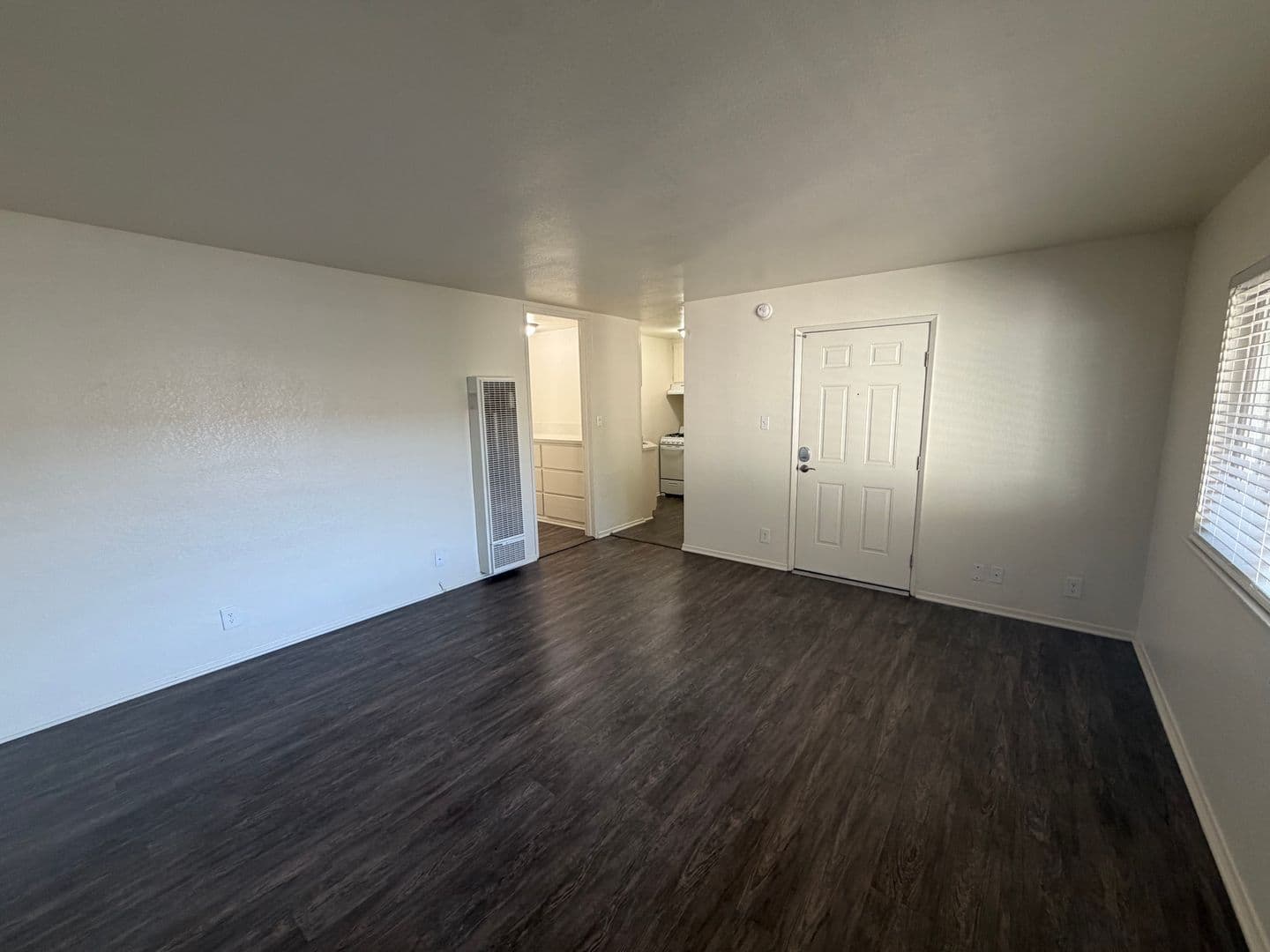 Lakewood Apartment: 4907 1/4 Hayter Avenue