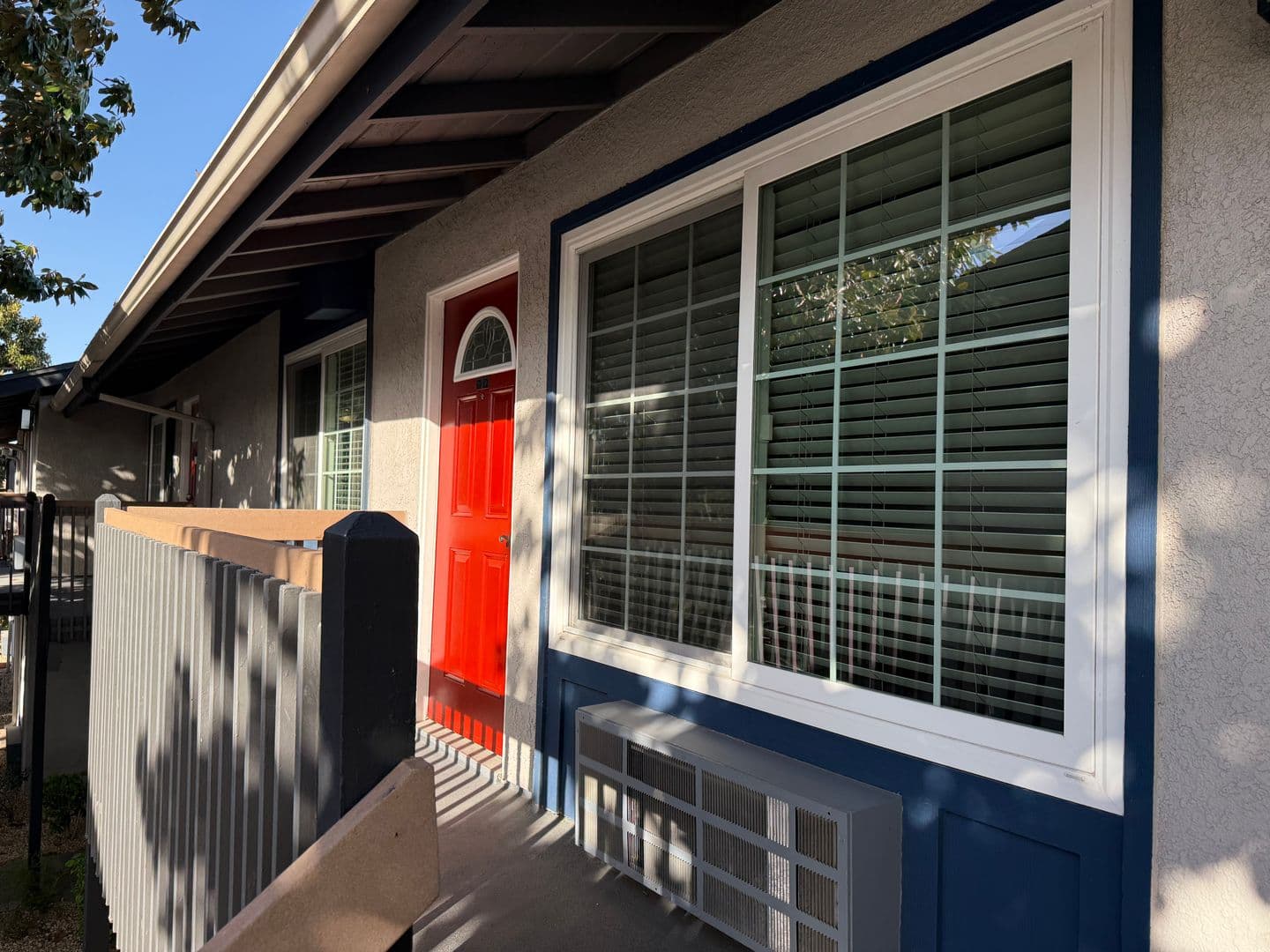 Anaheim Apartment: 2704 W. Ball Road