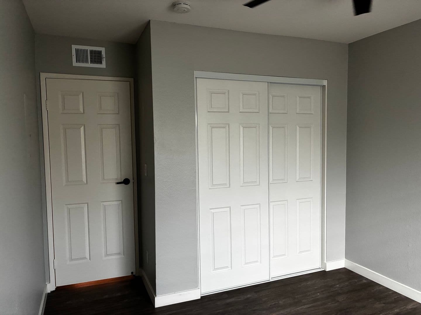Riverside Apartment: 3957 Pierce Street