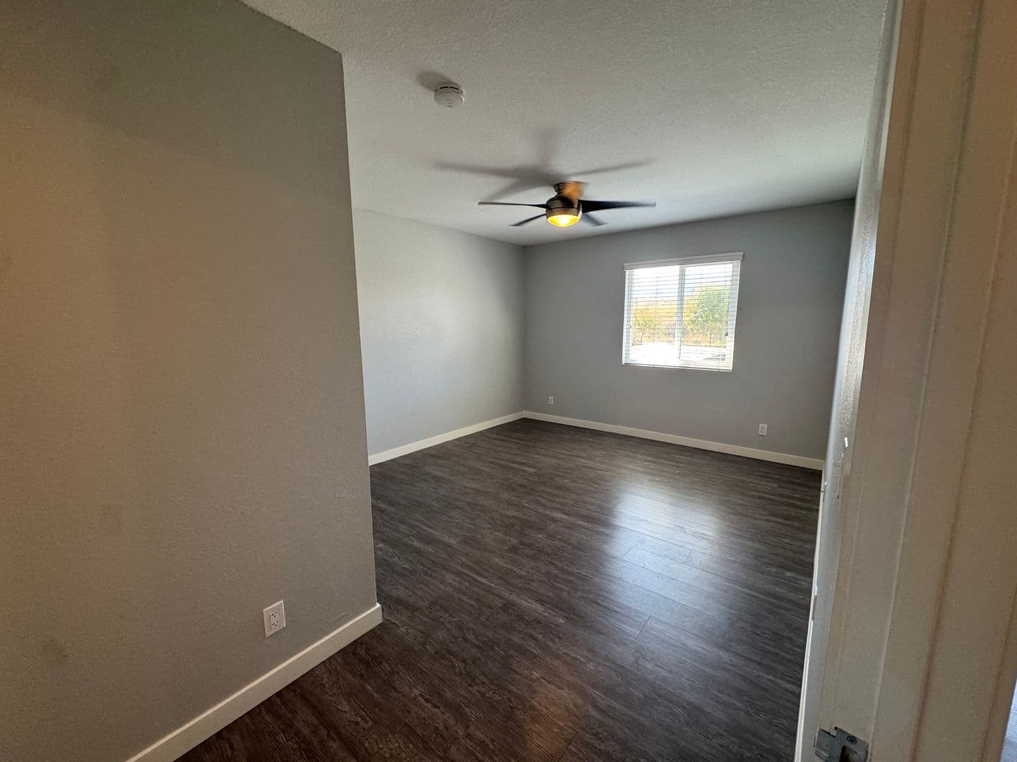 Riverside Apartment: 3957 Pierce Street