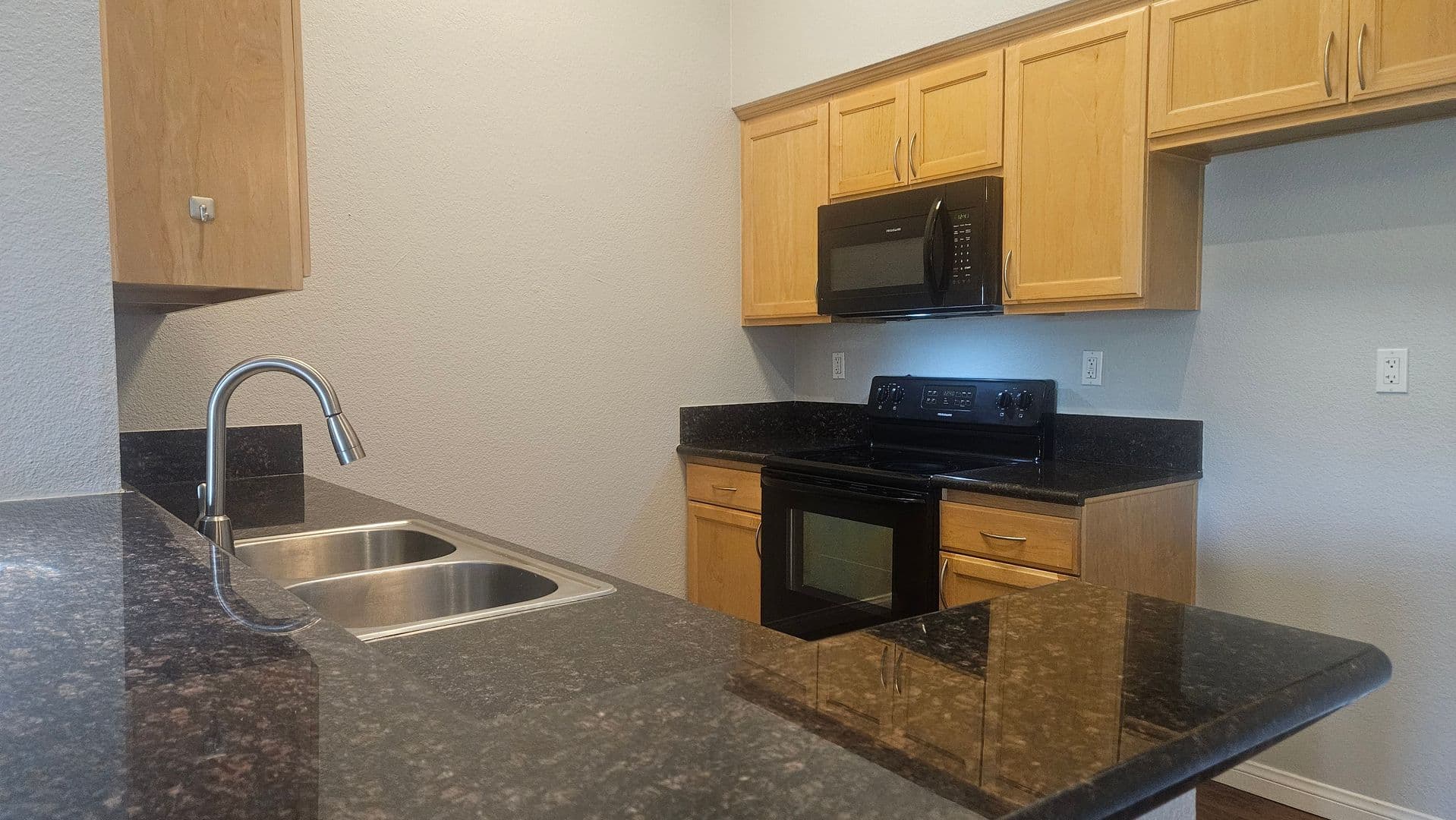Lake Forest Apartment: 21011 Osterman Road