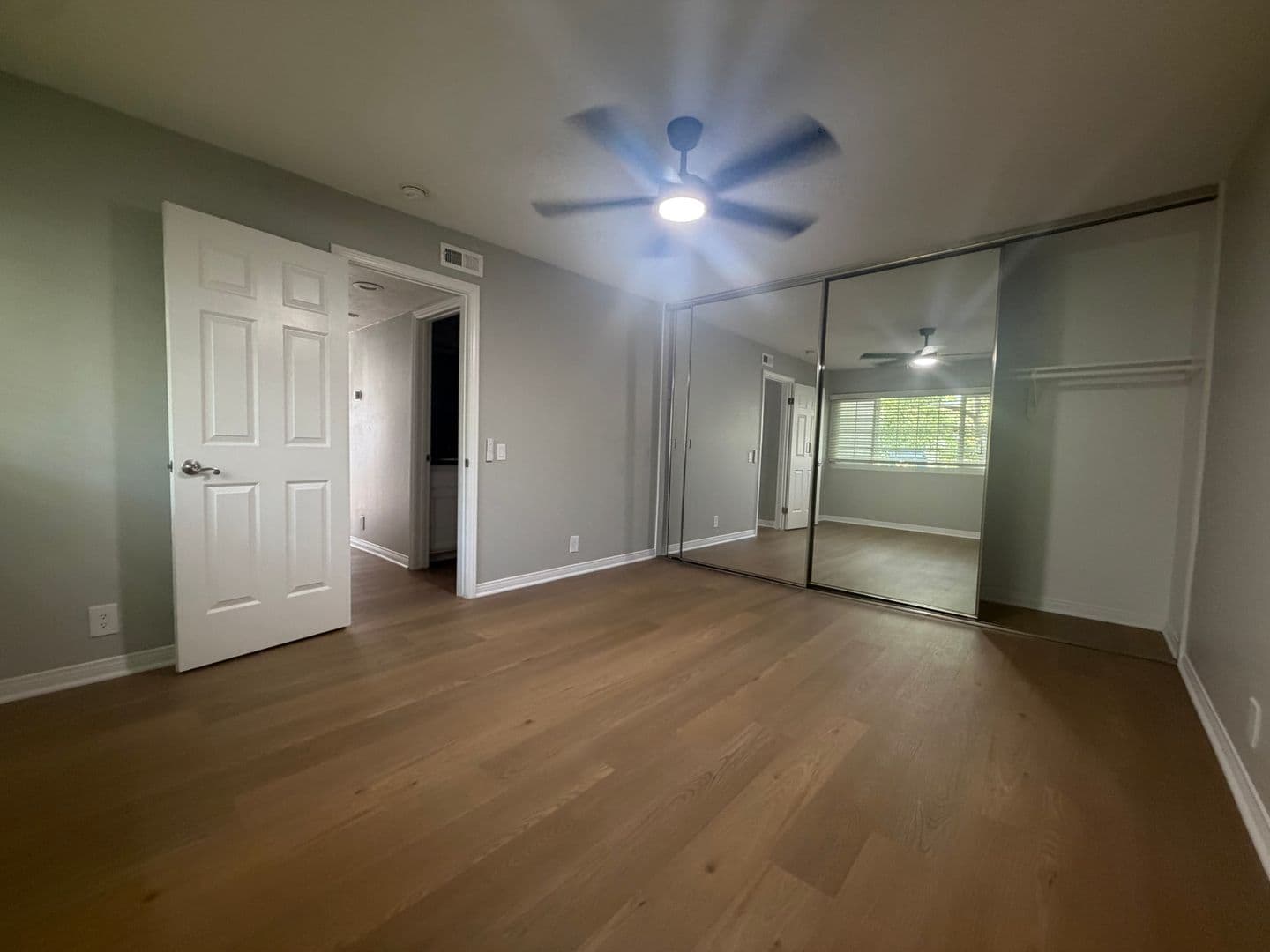 Bellflower Apartment: 14500 McNab Avenue