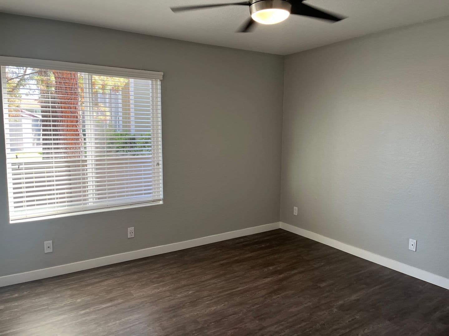 Riverside Apartment: 3957 Pierce Street