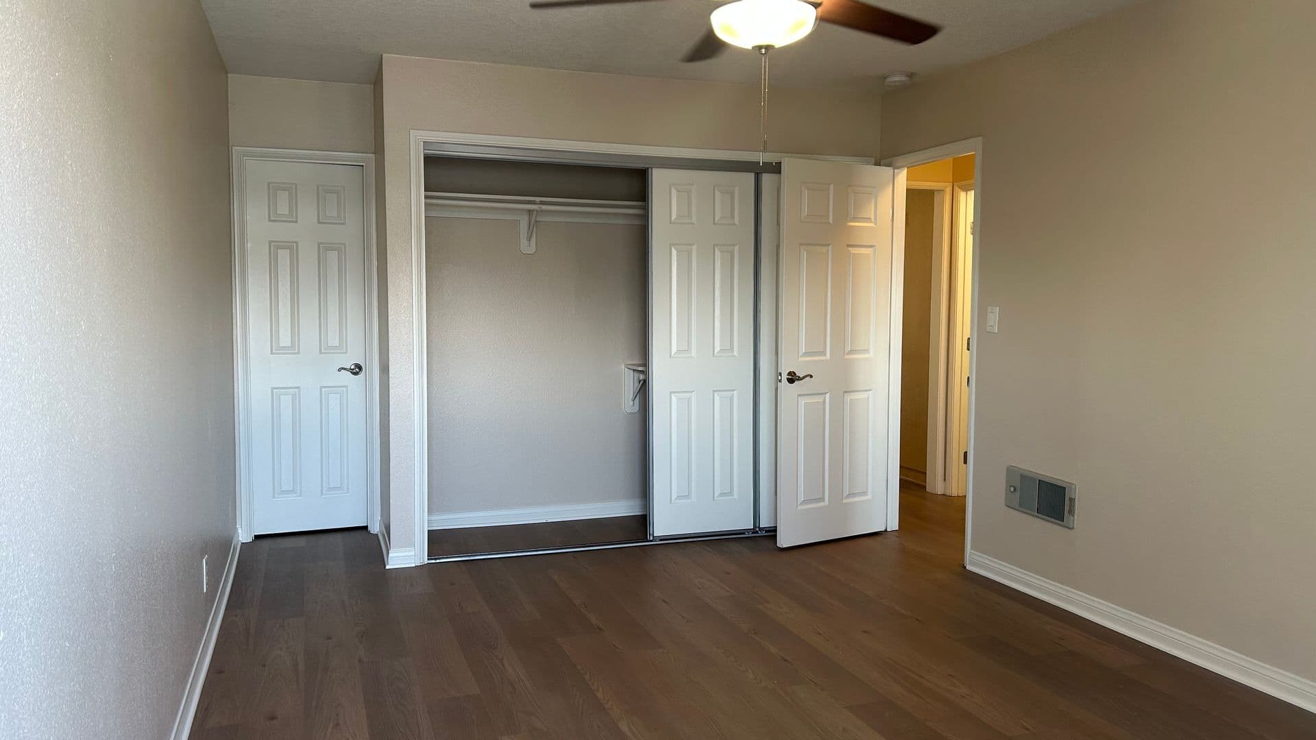 Anaheim Apartment: 2828 W. Ball Road