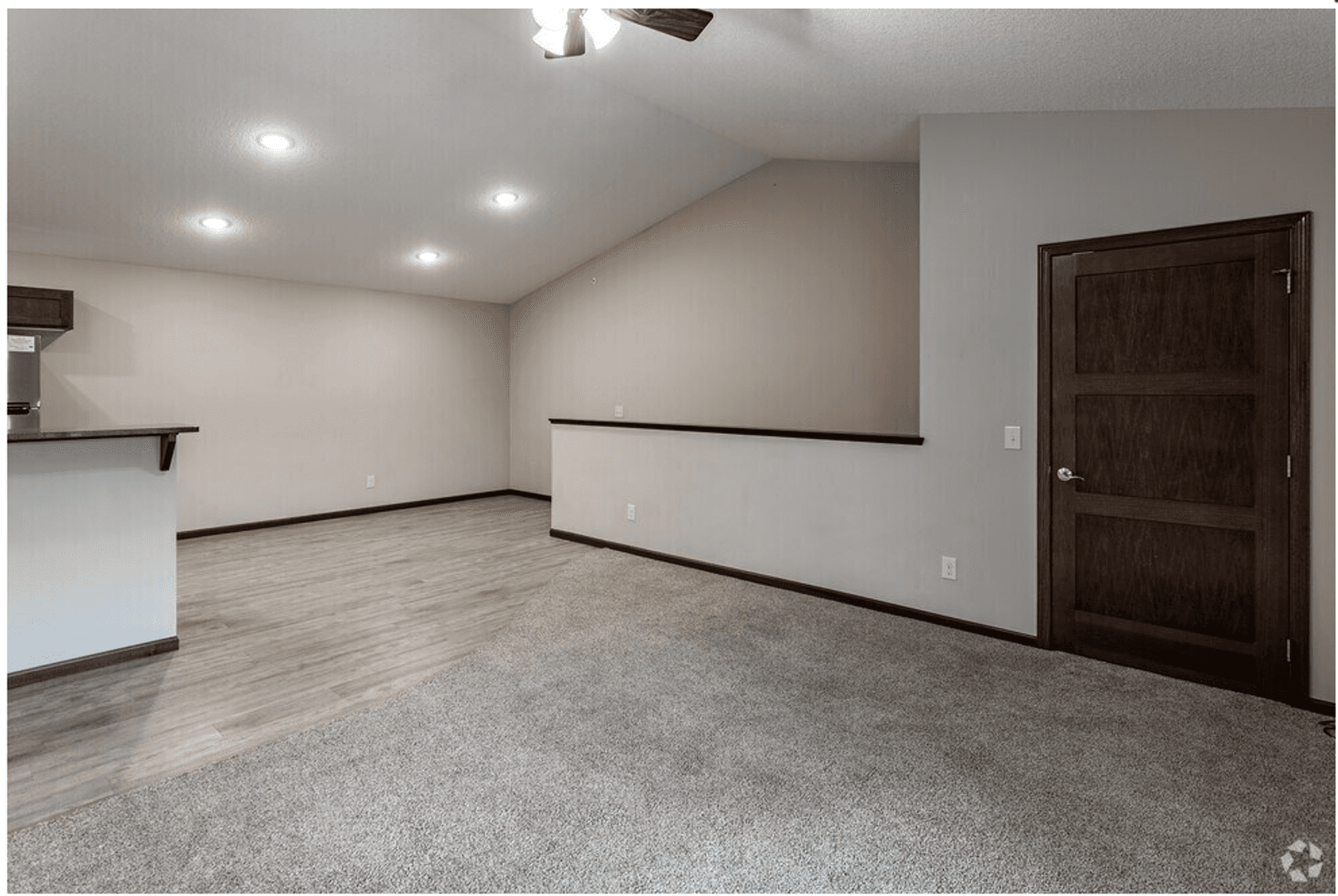 Hutchinson Townhome: 705 Century Ave SW