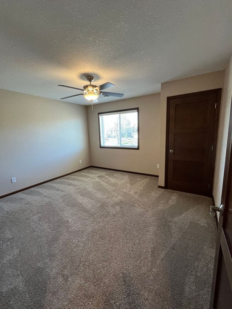Hutchinson Townhome: 705 Century Ave SW