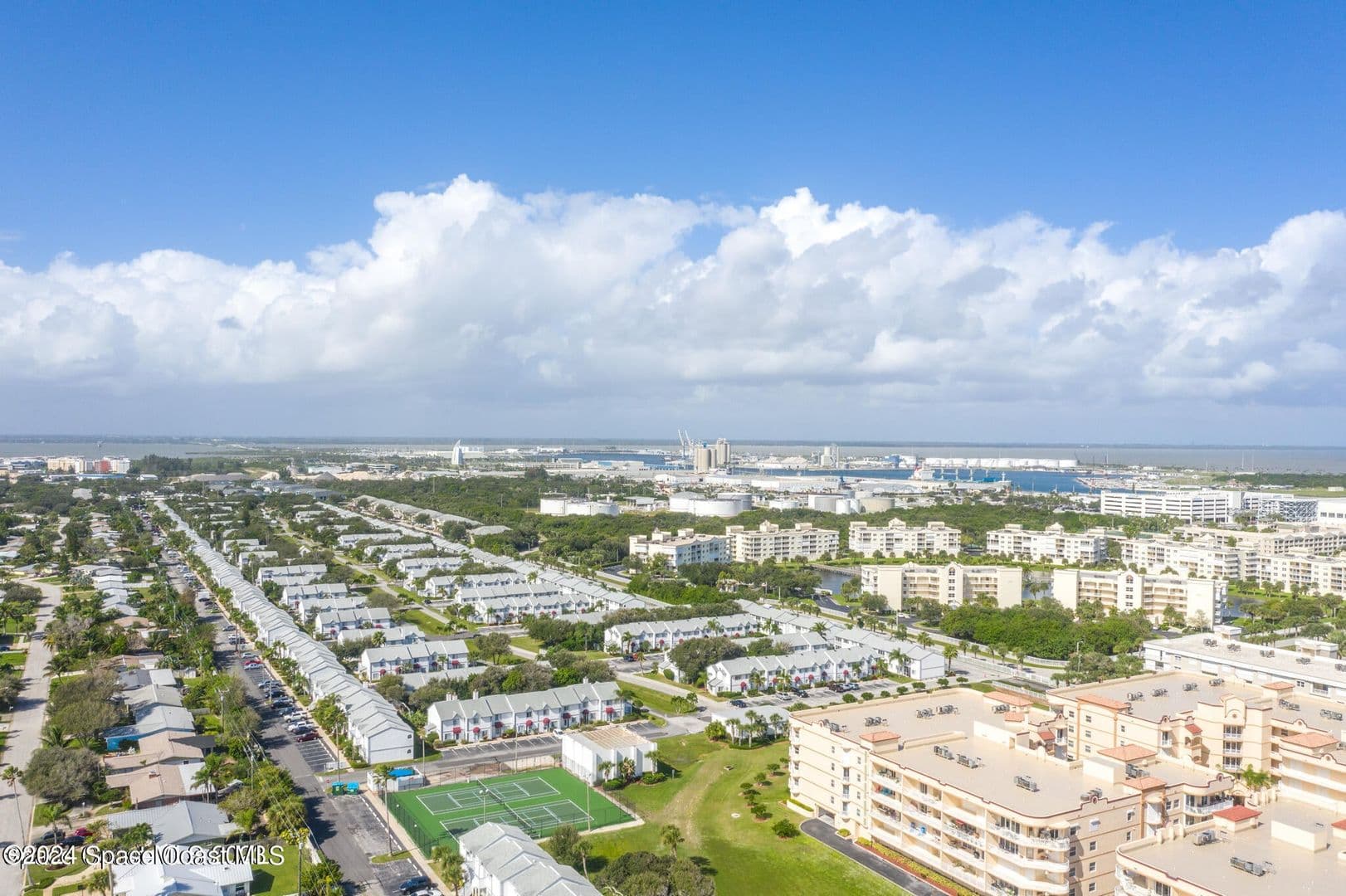 Cape Canaveral Condo: 706 Beach Park Lane