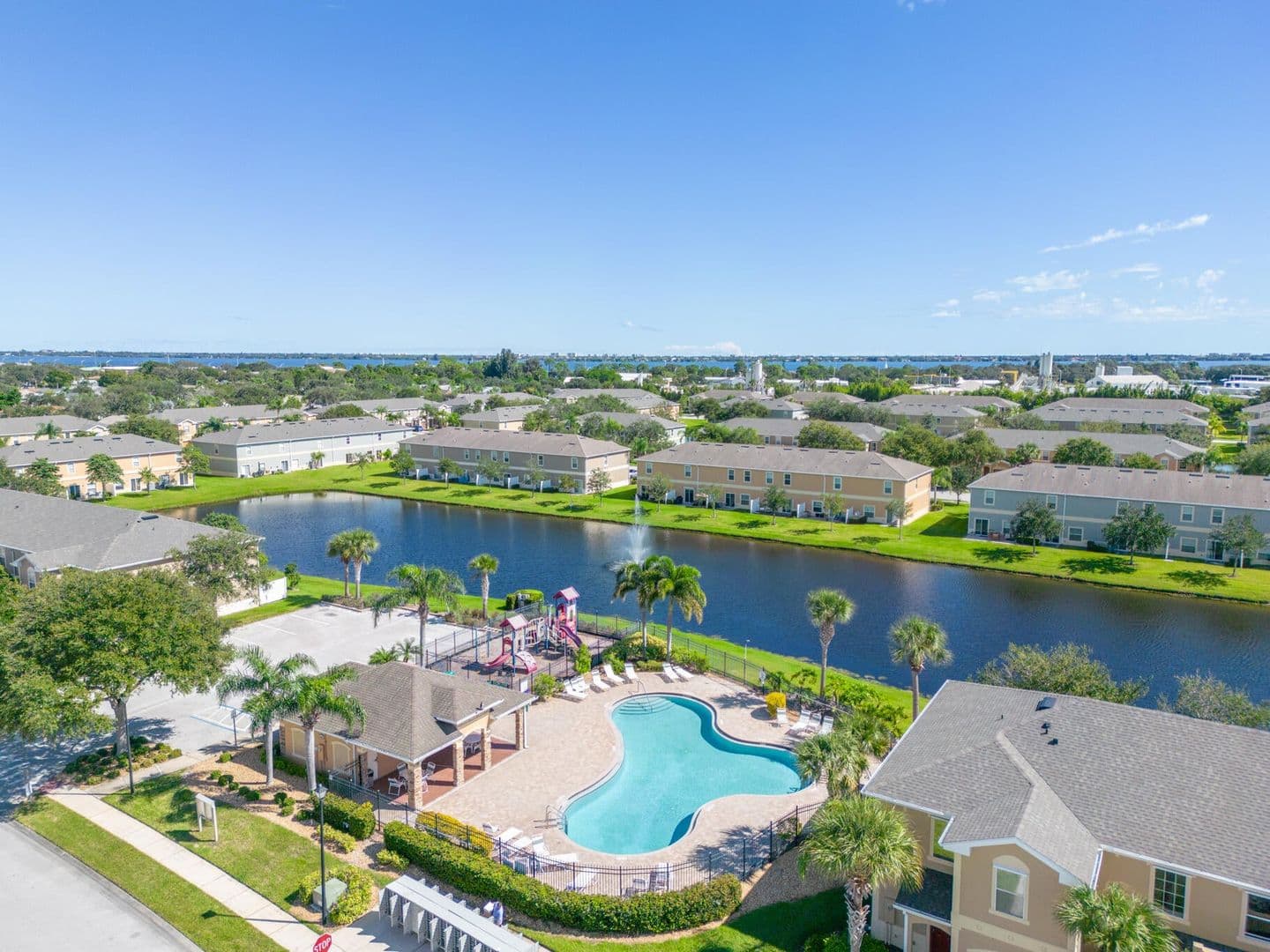 Melbourne Townhome: 2635 Revolution St. #104