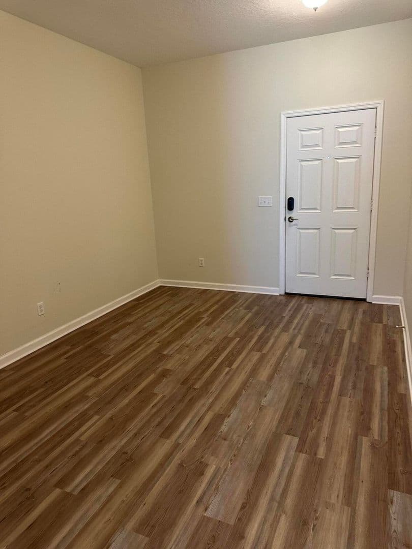 Melbourne Townhome: 2635 Revolution St. #104