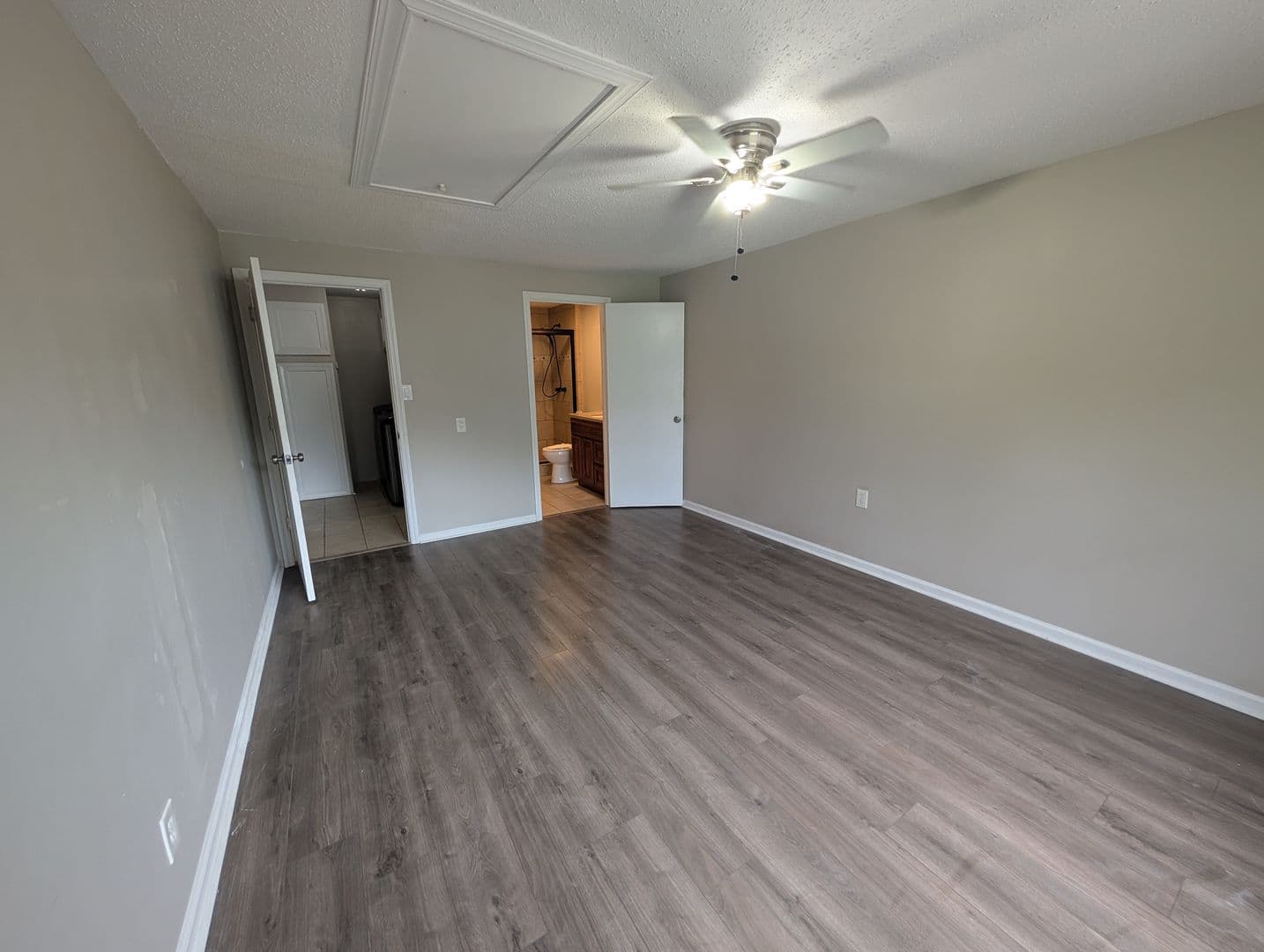 Summerville House: 102 Lisa Drive
