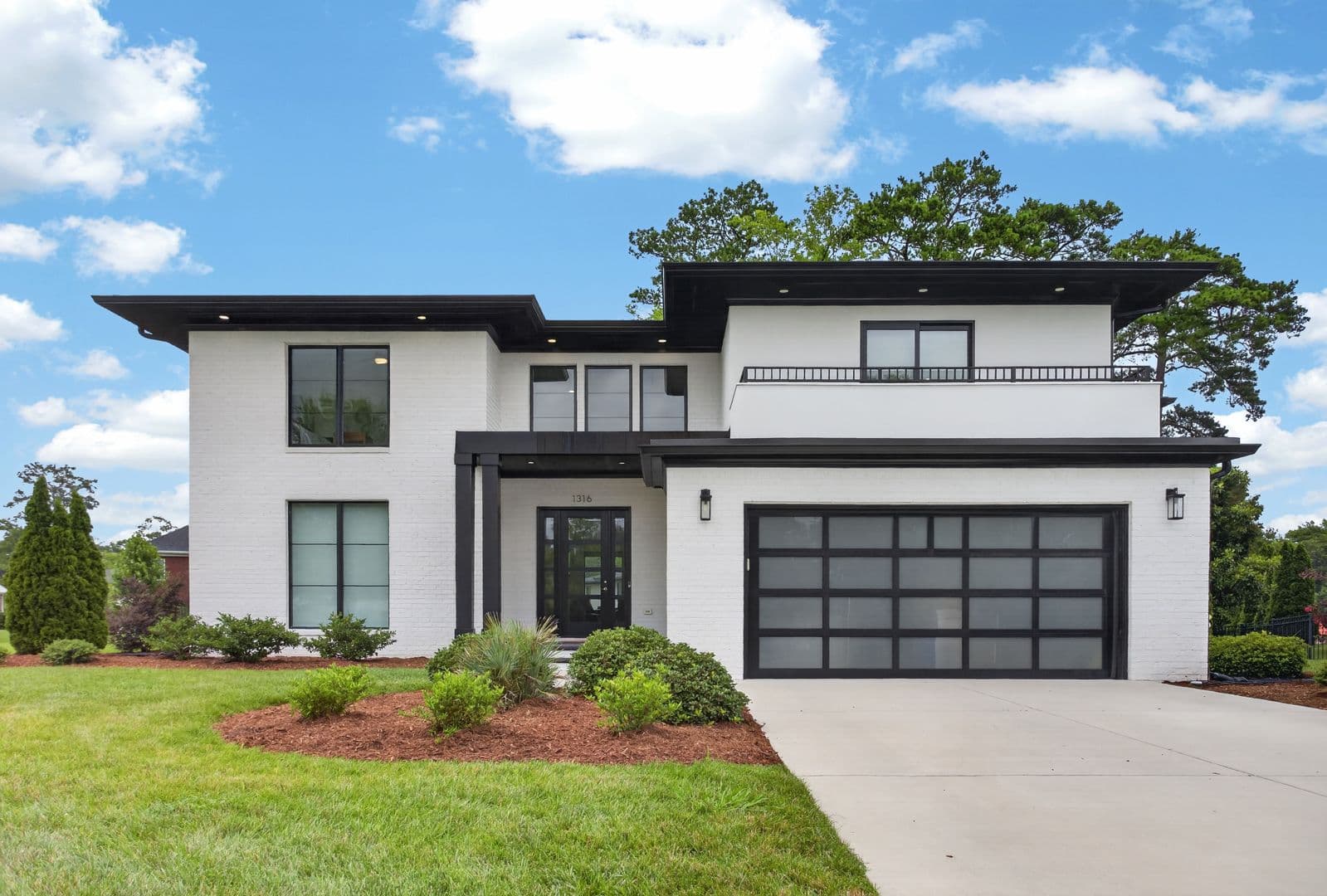 Virginia Beach House: 1316 Lambeth Lane