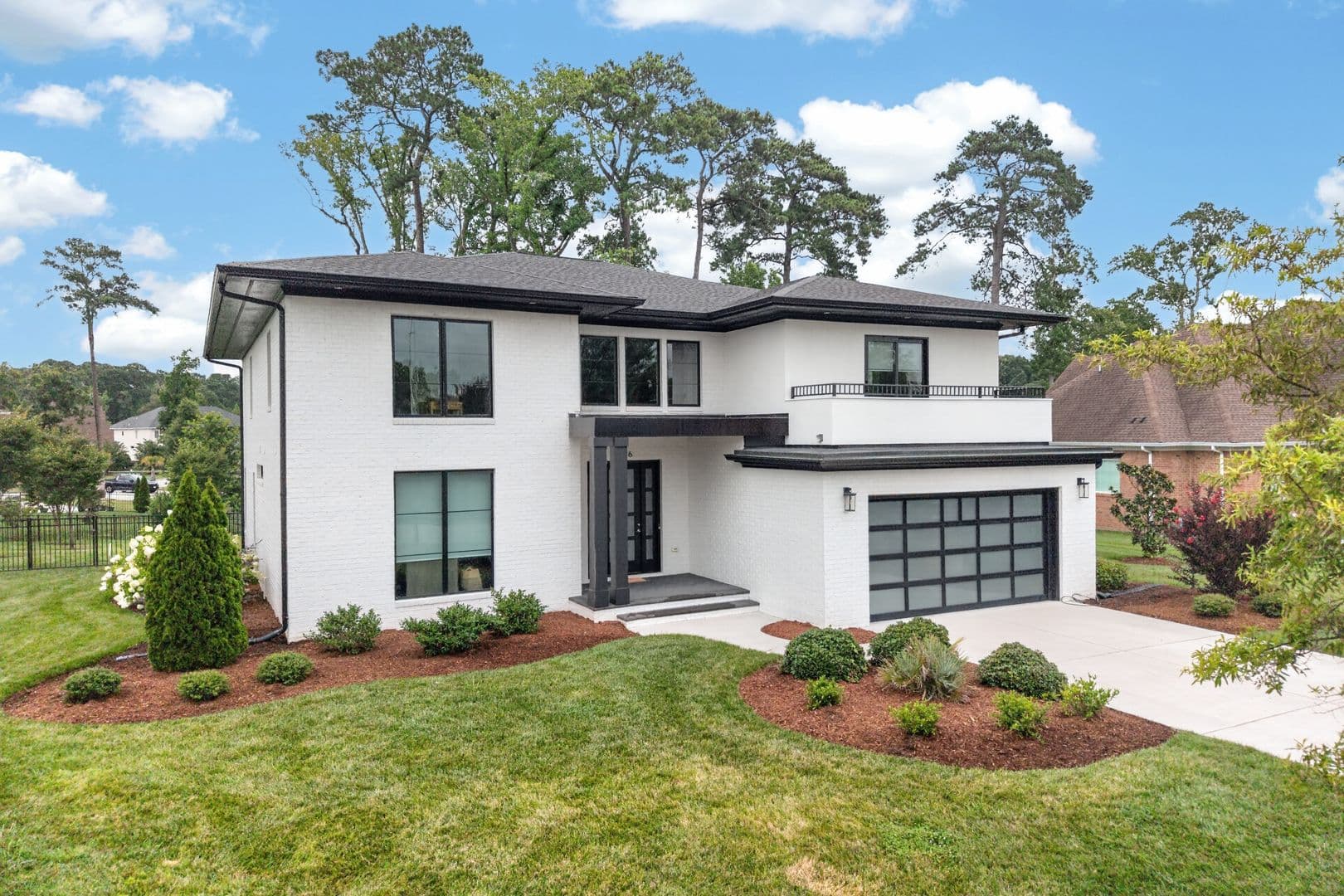 Virginia Beach House: 1316 Lambeth Lane