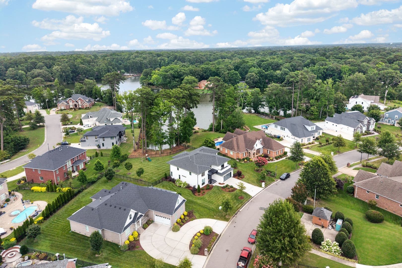 Virginia Beach House: 1316 Lambeth Lane