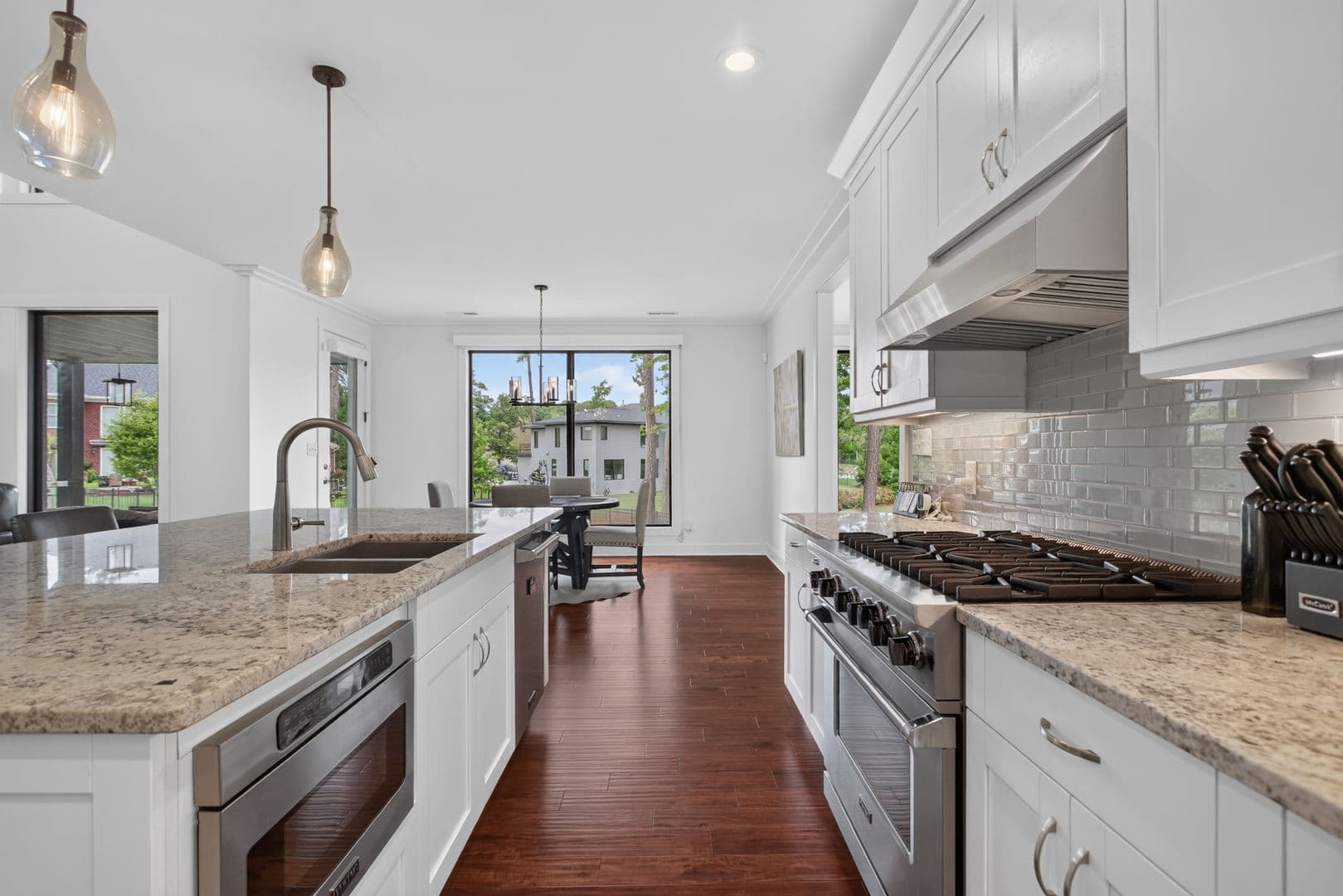 Virginia Beach House: 1316 Lambeth Lane