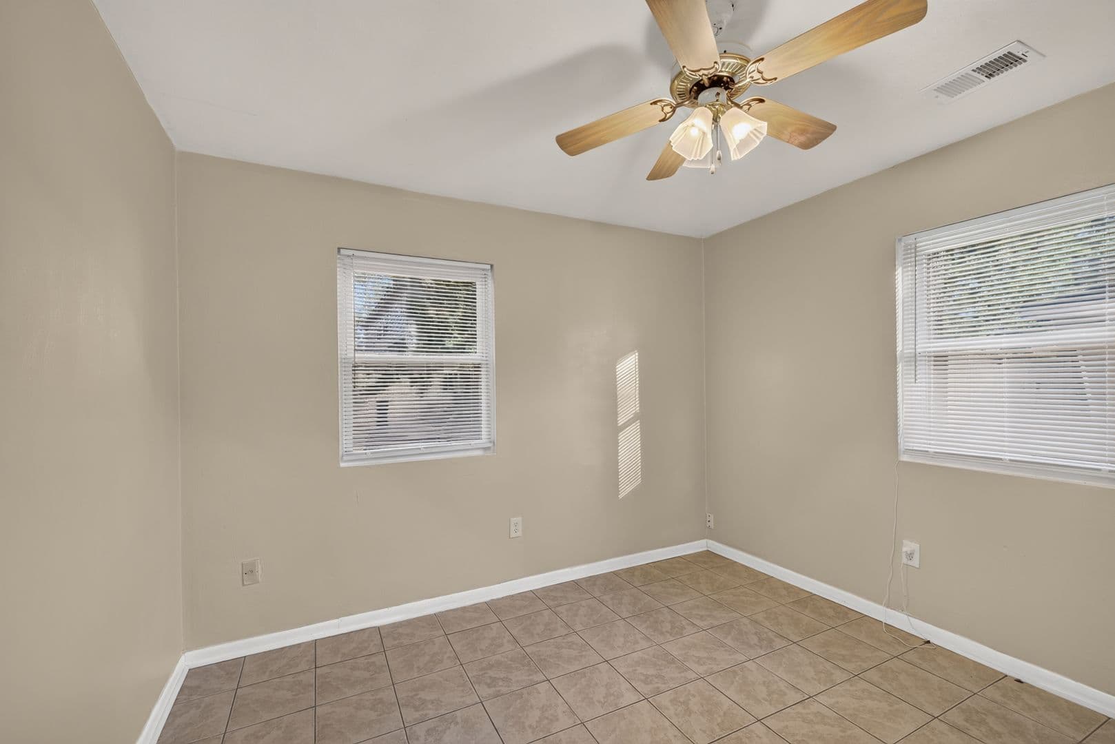 Virginia Beach Multiplex: 110 S Corwood Avenue - S. Corwood - 112