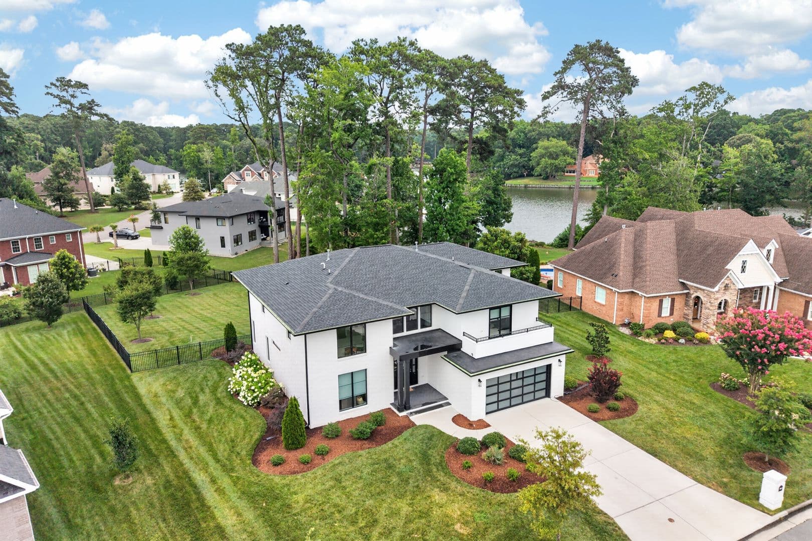 Virginia Beach House: 1316 Lambeth Lane