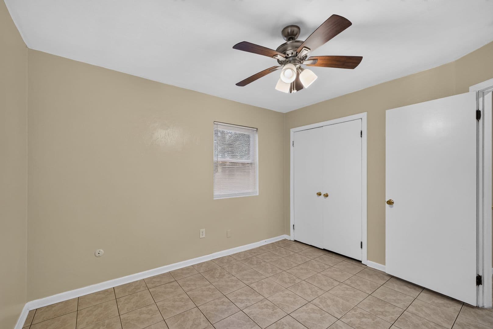 Virginia Beach Multiplex: 110 S Corwood Avenue - S. Corwood - 112