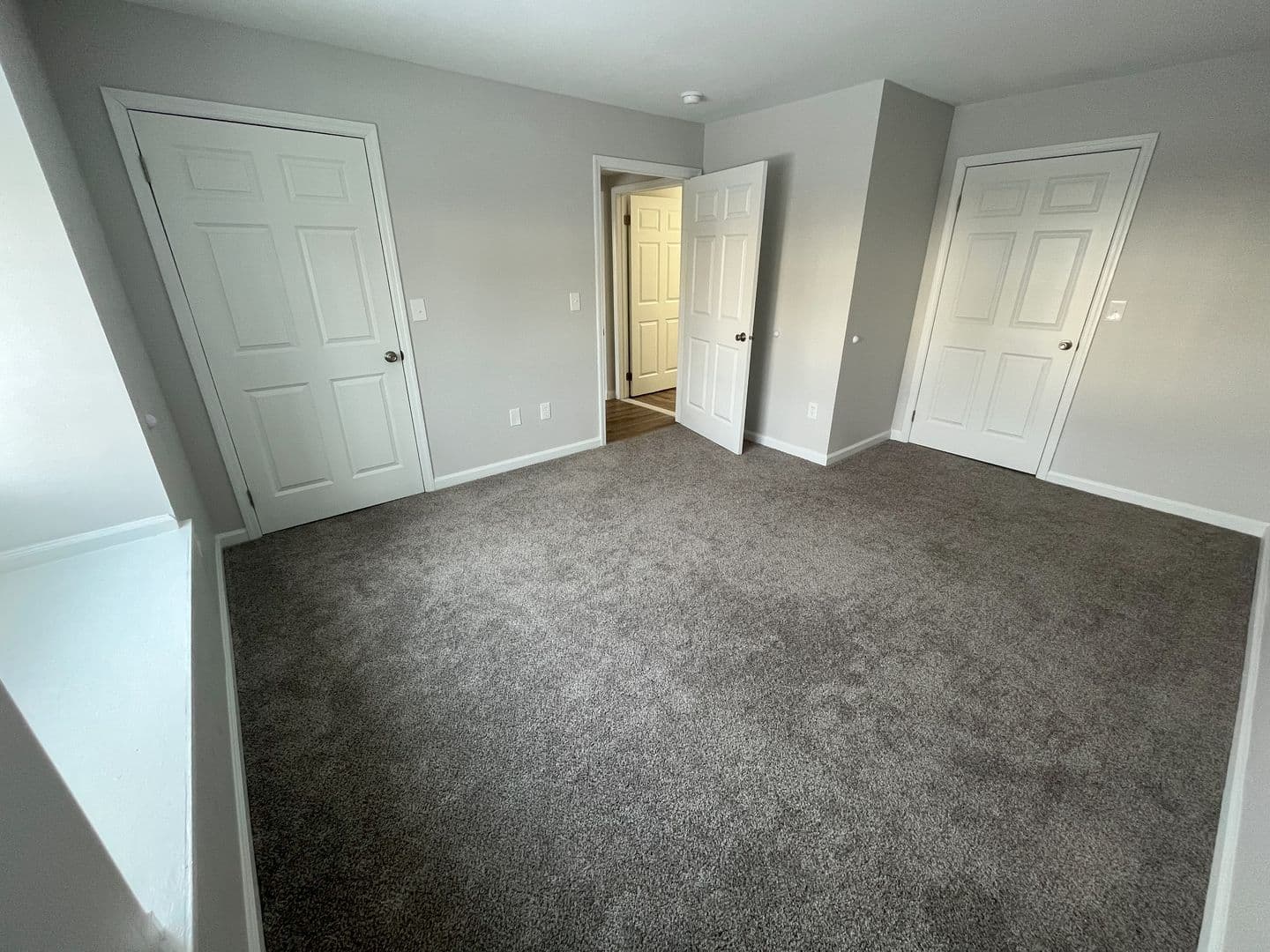Delmar Apartment: 1 Juniper Drive