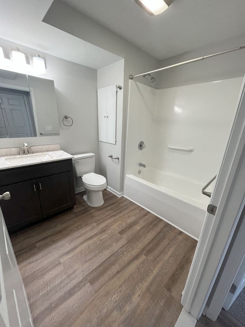 Delmar Apartment: 1 Juniper Drive