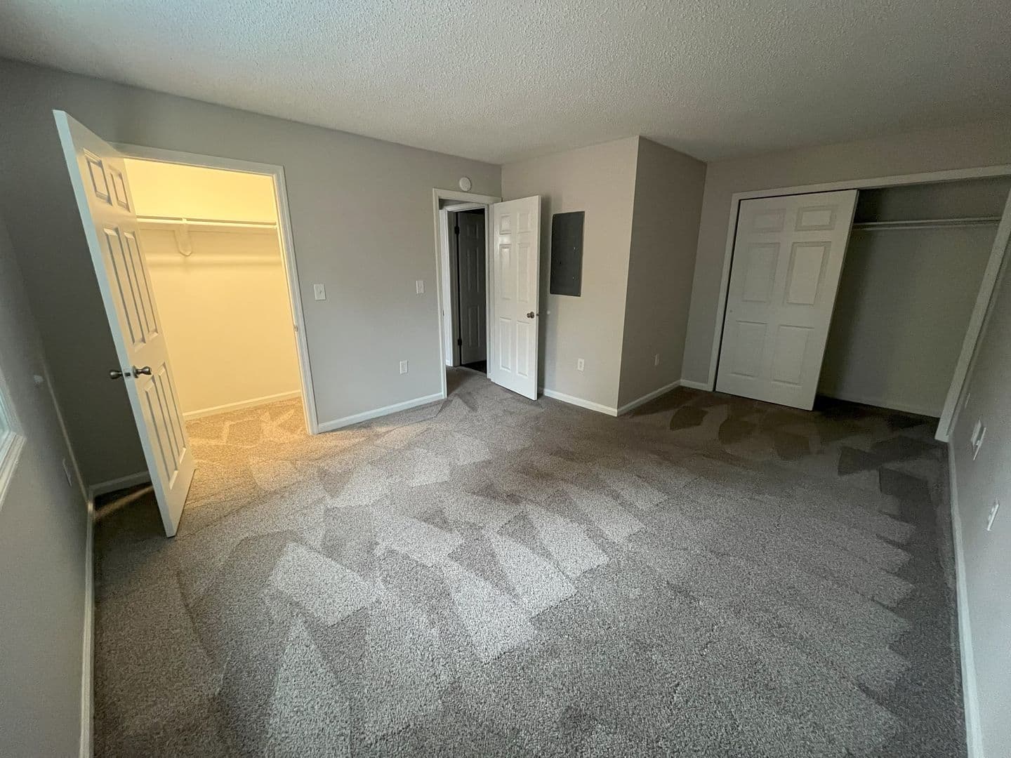Delmar Apartment: 1 Juniper Drive