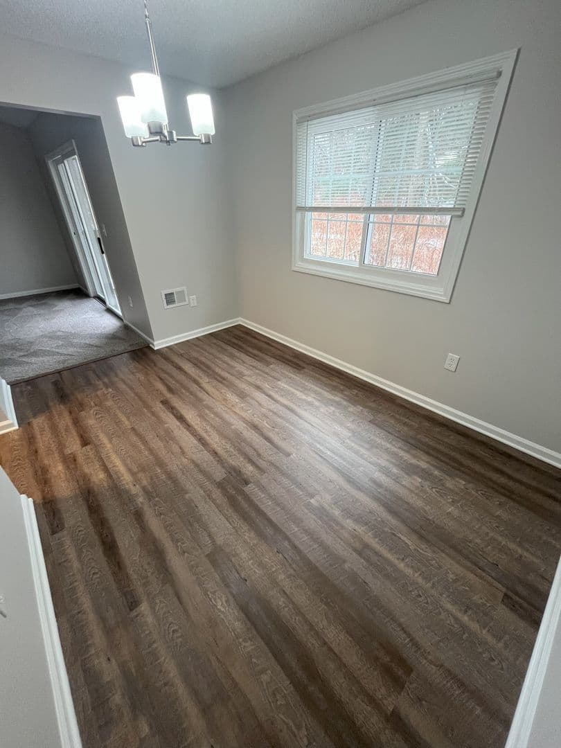 Delmar Apartment: 1 Juniper Drive