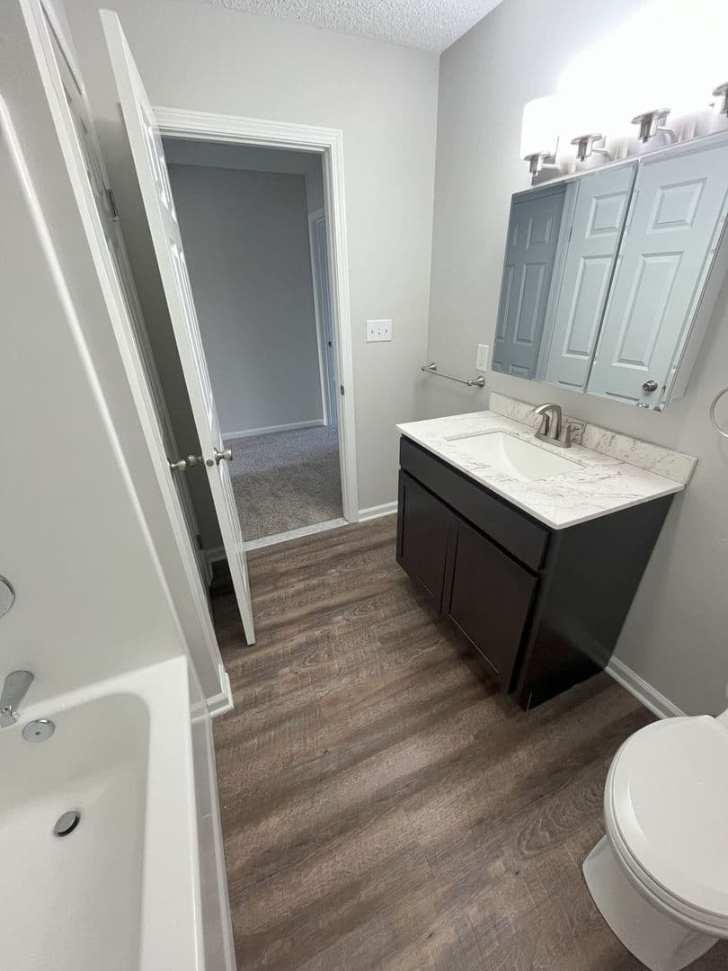 Delmar Apartment: 1 Juniper Drive