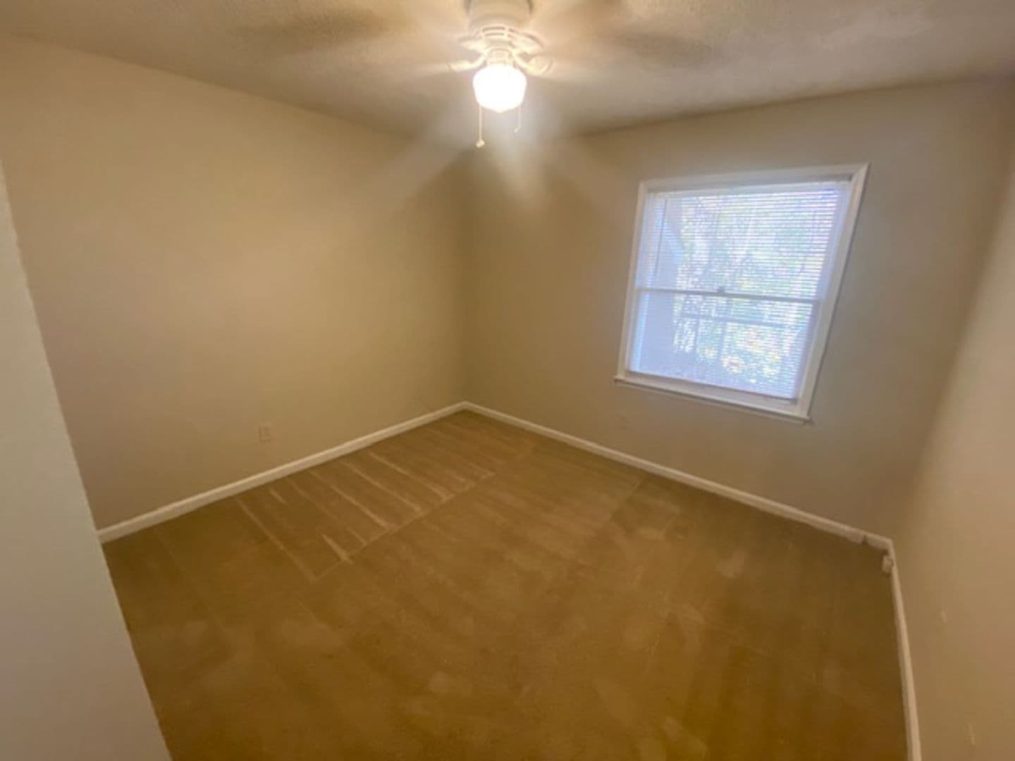 Marietta Apartment: 1215 Oakplace Drive